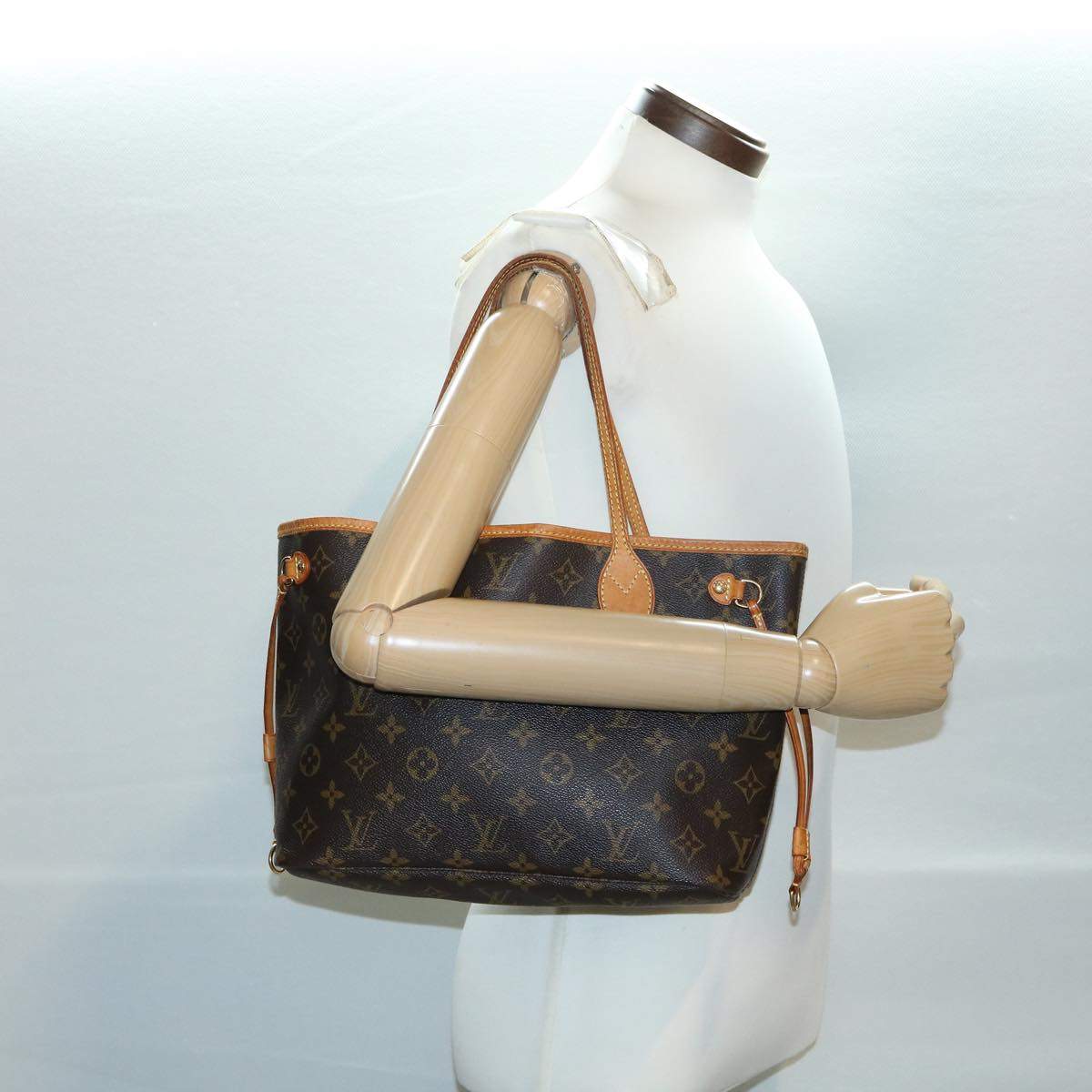 Louis Vuitton, Bags, Auth Louis Vuitton Tote Bag Monogram Neverfull Mm  M4995