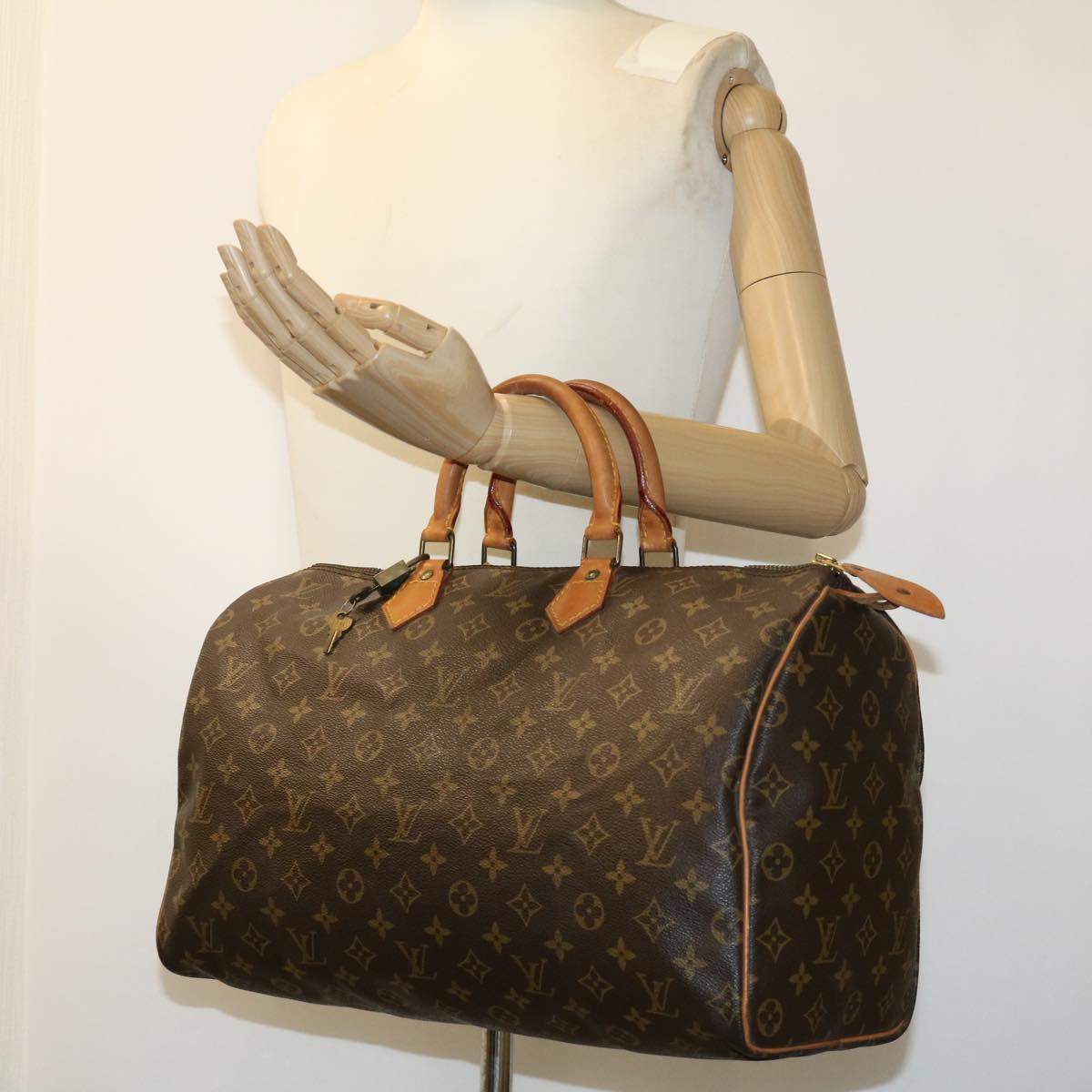 Authenticated Used LOUIS VUITTON Louis Vuitton Speedy 40 Boston Bag Handbag  Monogram M41522 SA852 
