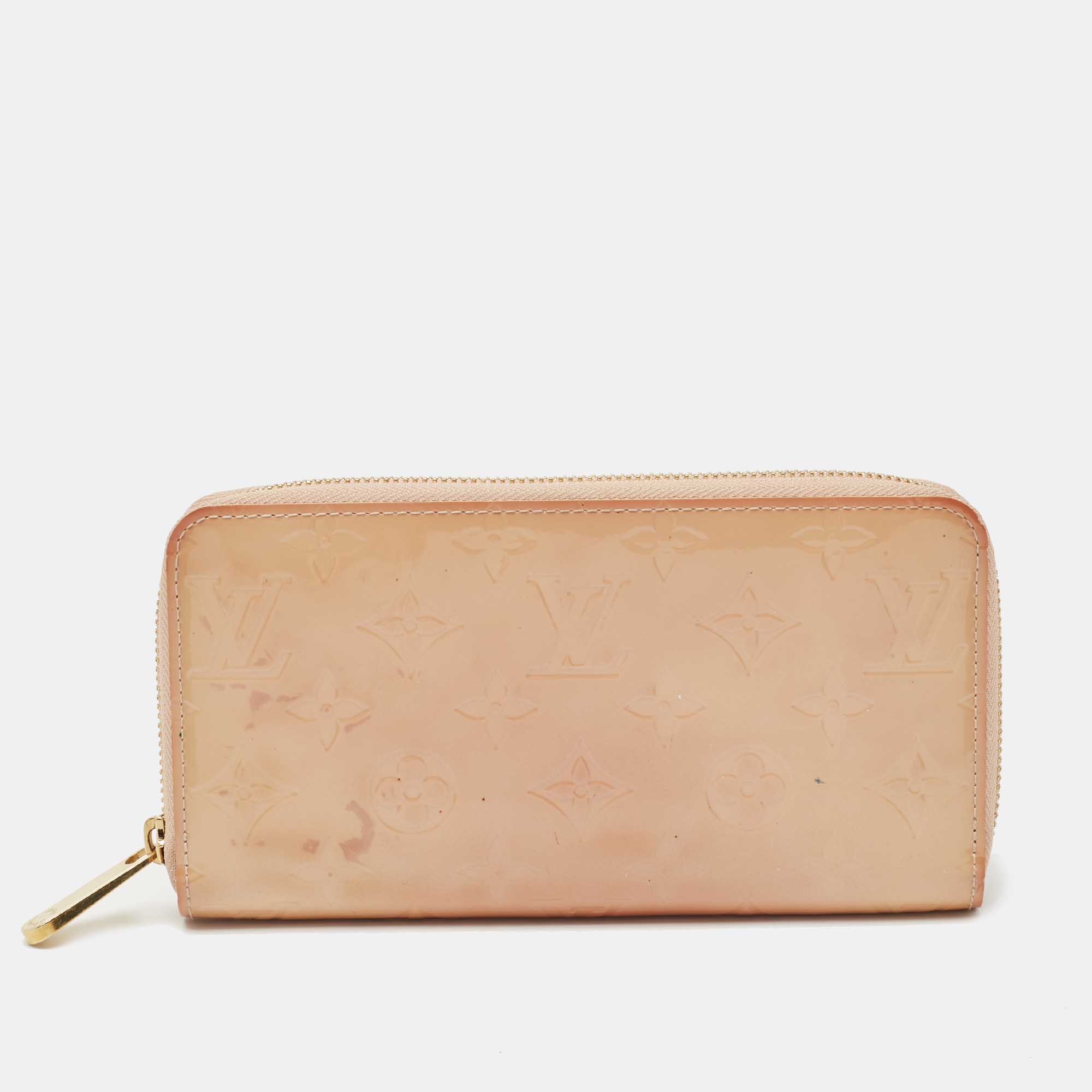 Louis Vuitton Noisette Monogram Vernis Zippy Wallet