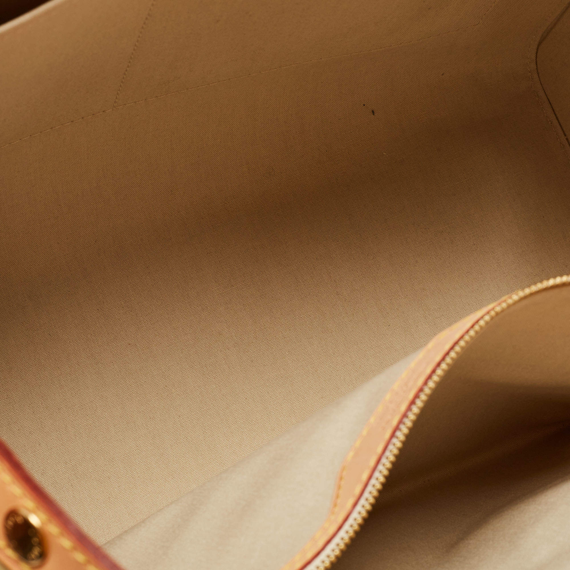 Louis Vuitton - Brea GM Monogram Vernis Leather Blanc Corail