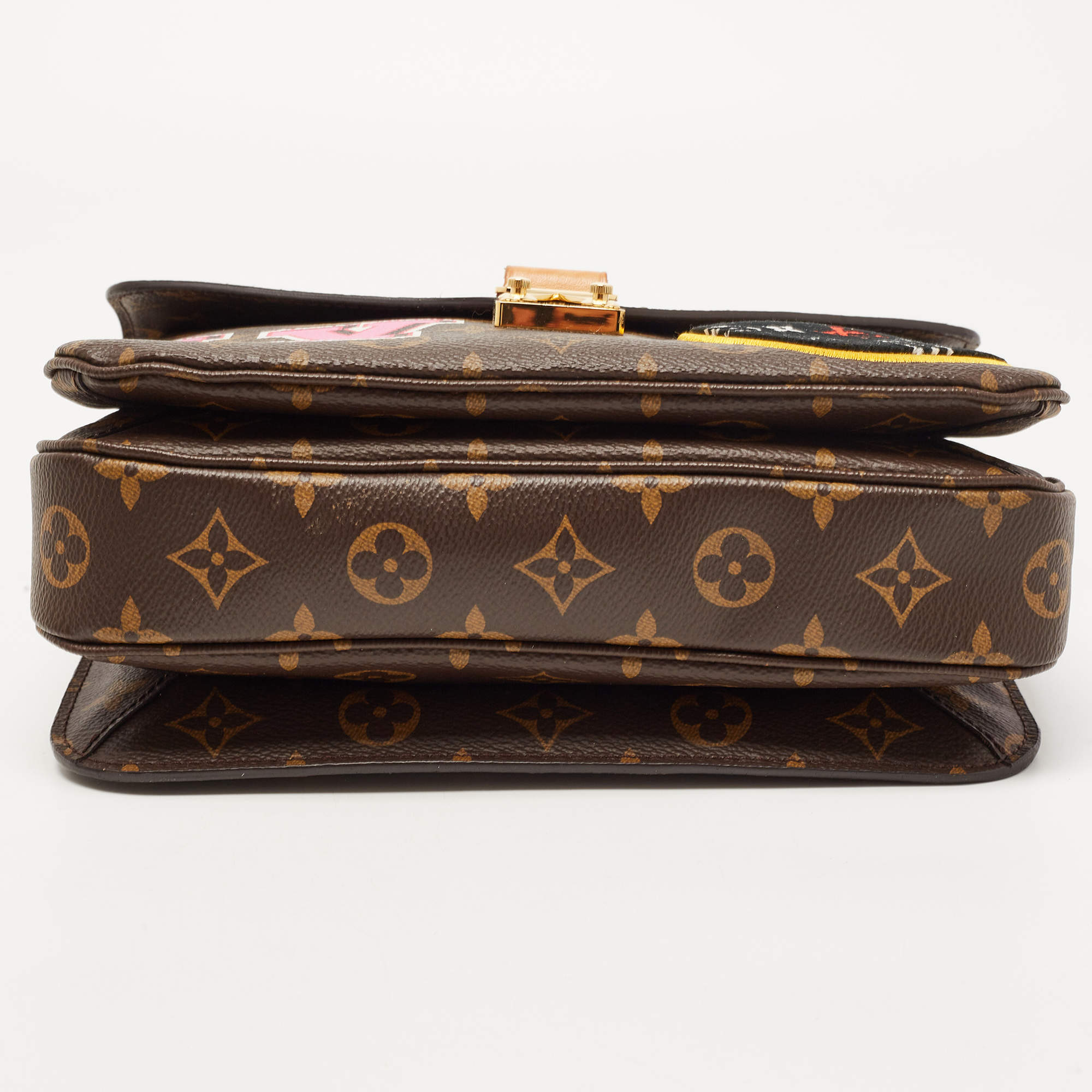 Louis Vuitton Monogram Canvas Patches Pochette Metis Bag - Yoogi's Closet