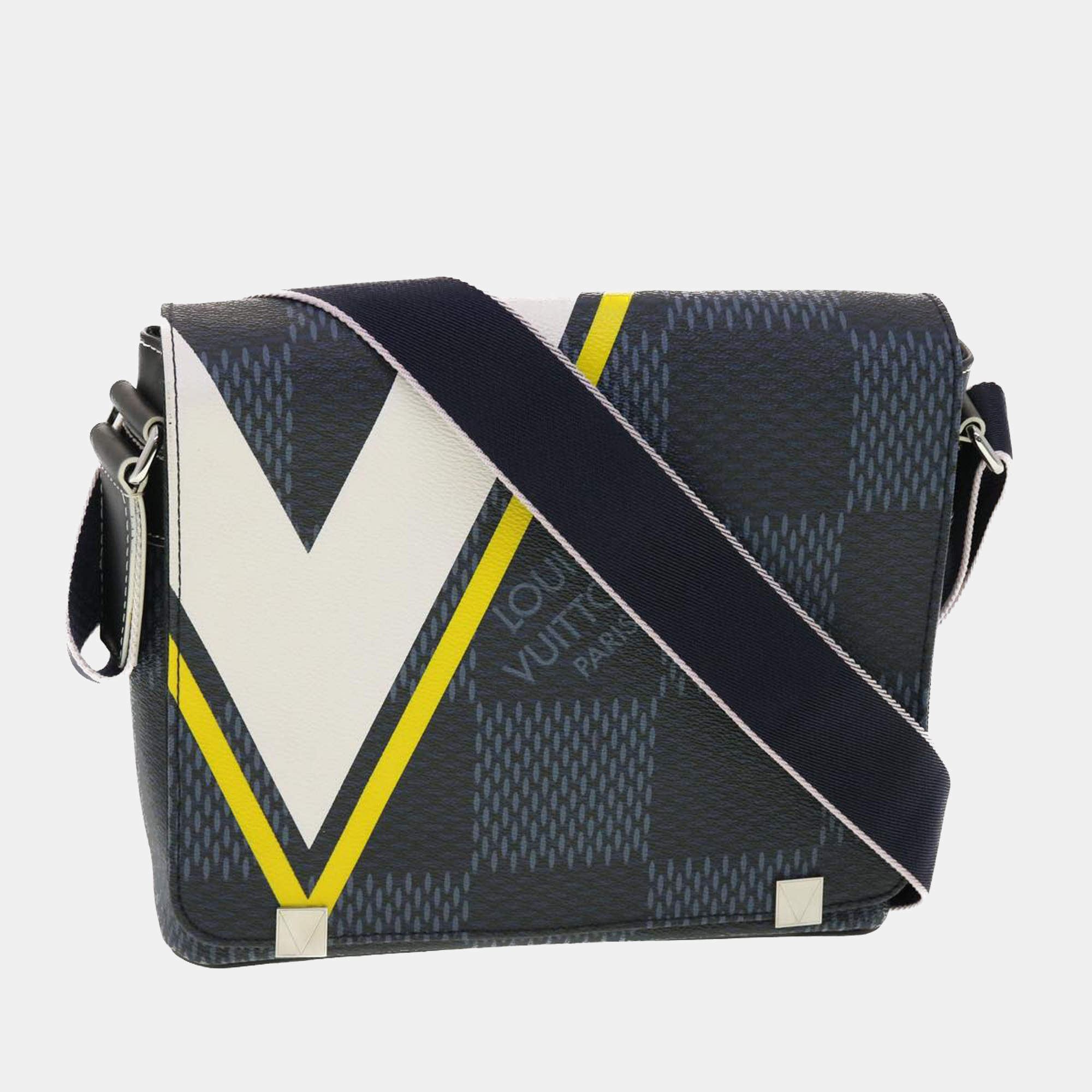 Louis Vuitton District Messenger PM Damier Graphite in Coated Canvas with  Silver-tone - US