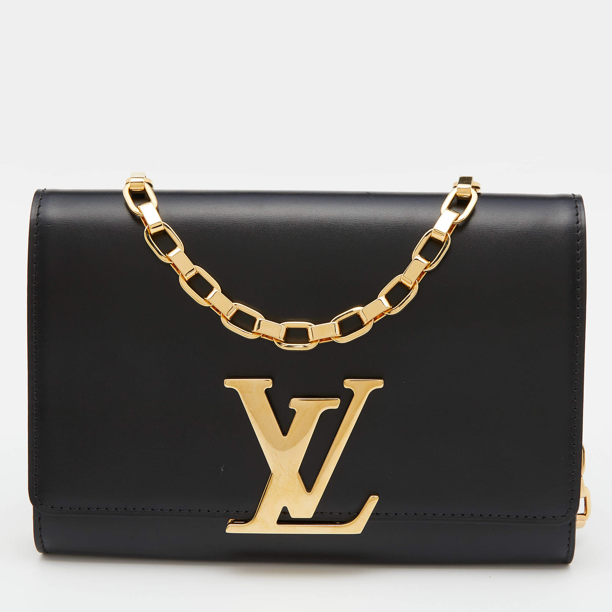Louis Vuitton Amarante Vernis Leather Chain Louise GM Bag Louis Vuitton |  The Luxury Closet
