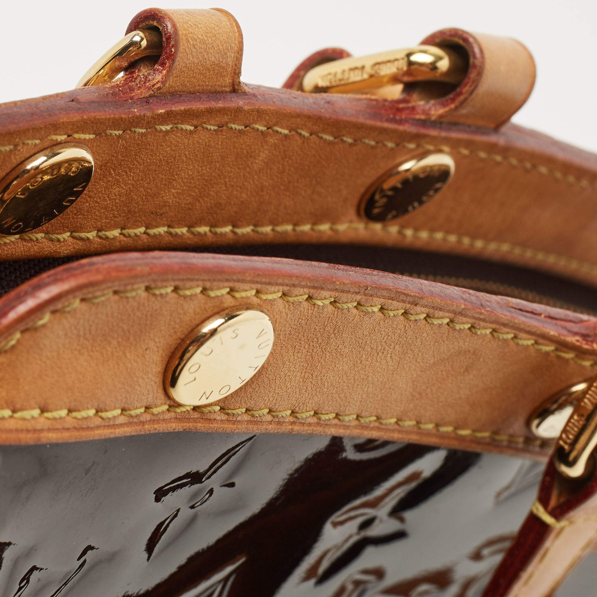 Louis Vuitton Monogram Vernis Brea MM - Neutrals Handle Bags, Handbags -  LOU796607