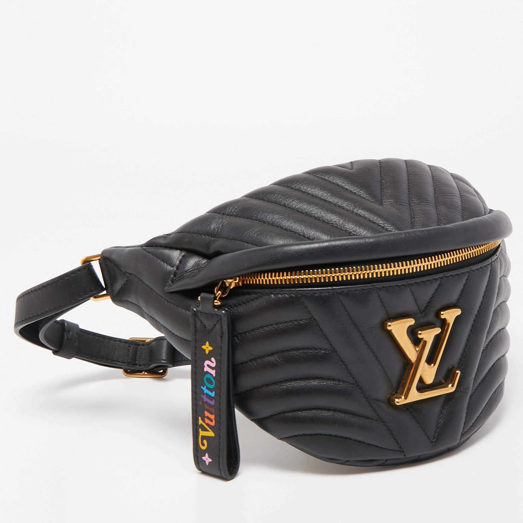 Louis Vuitton Black Leather New Wave Heart Belt Bag Louis Vuitton | The  Luxury Closet
