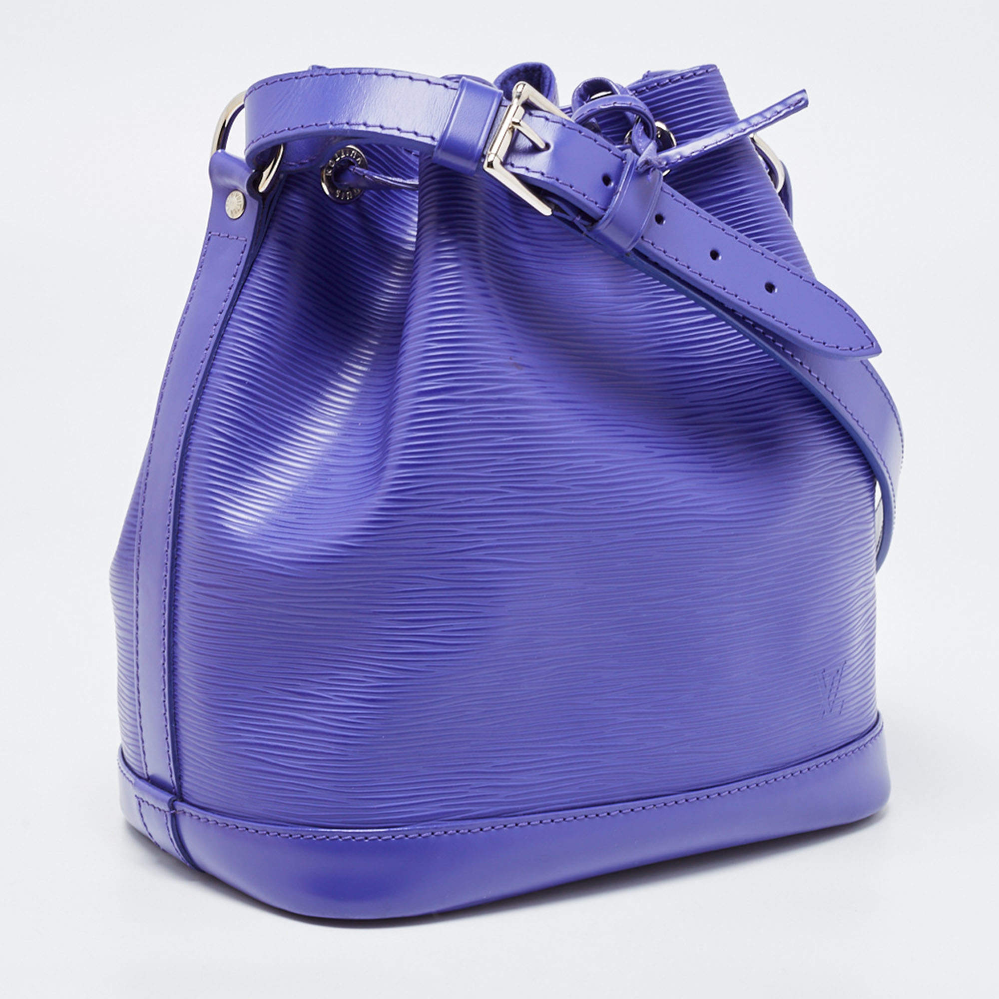 Louis Vuitton Coquelicot/Blue Epi Leather NeoNoe Bag - Yoogi's Closet