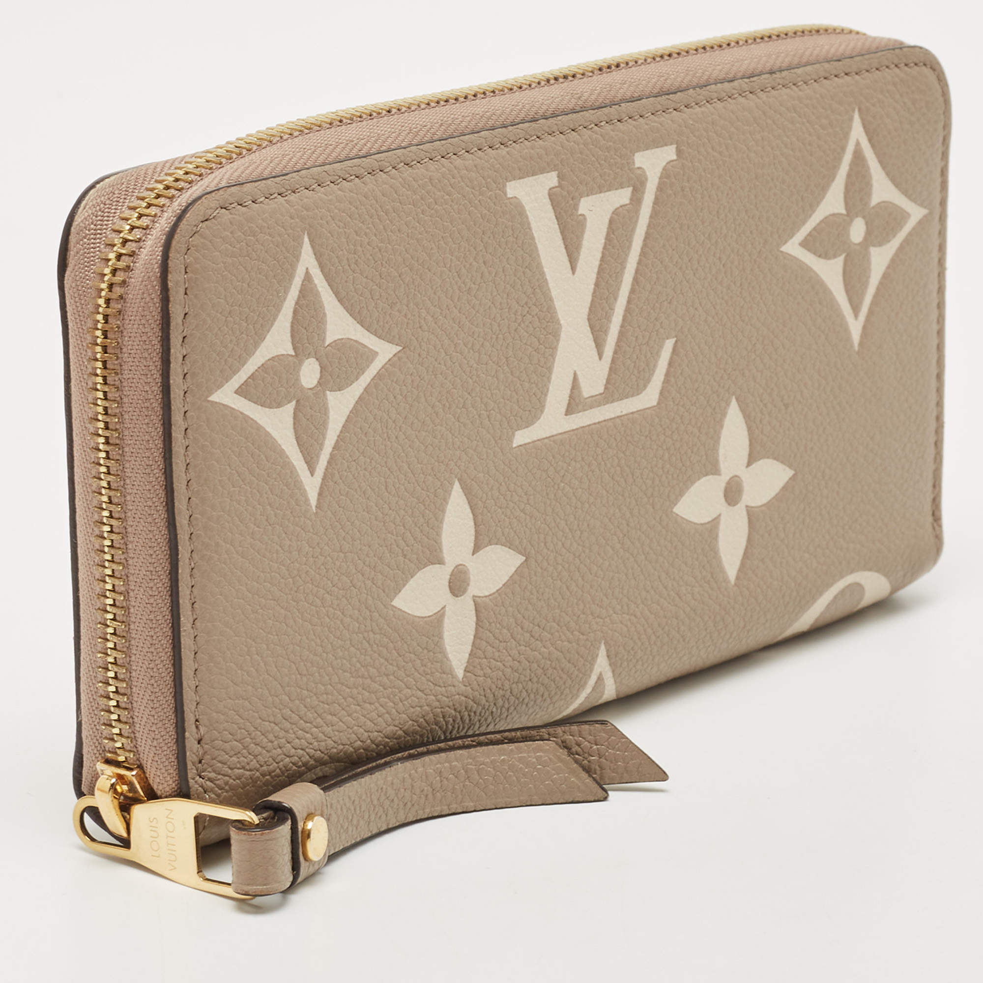 Louis Vuitton Zippy Tourterelle Claim Wallet