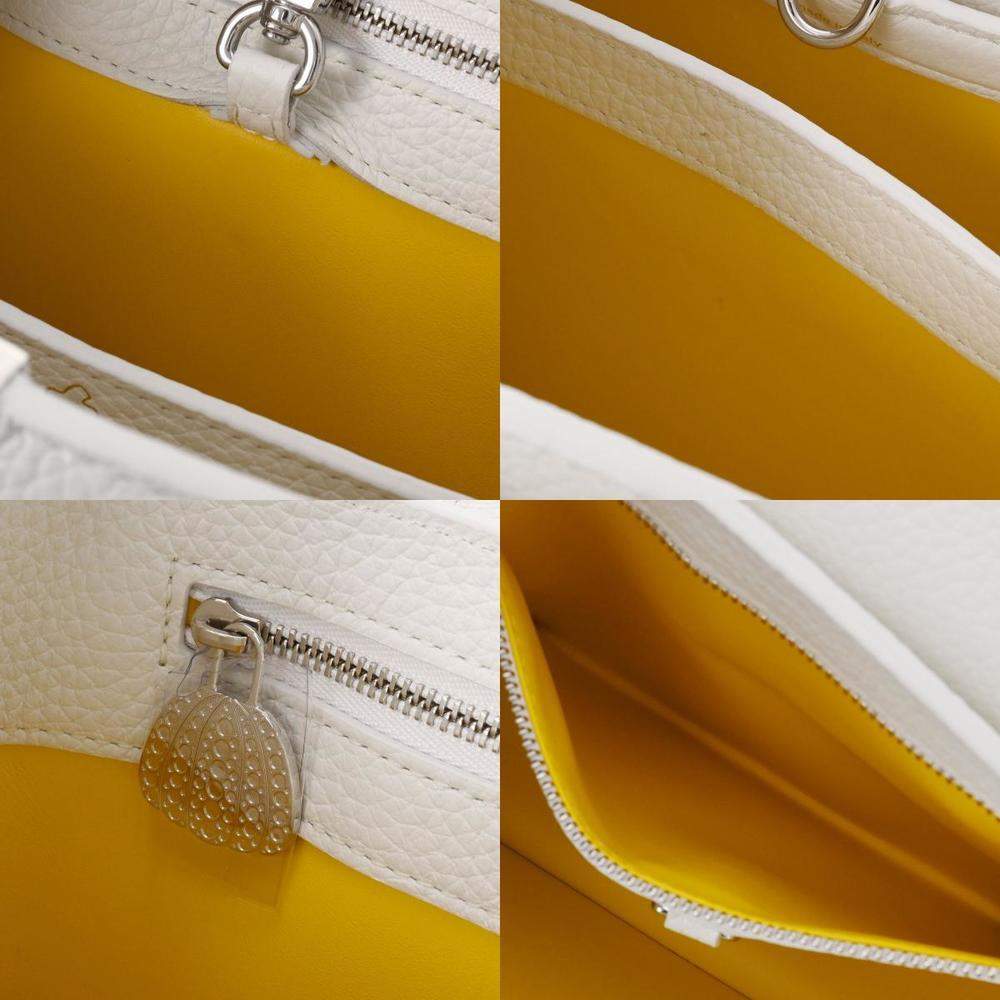Capucines leather handbag Louis Vuitton White in Leather - 36696070