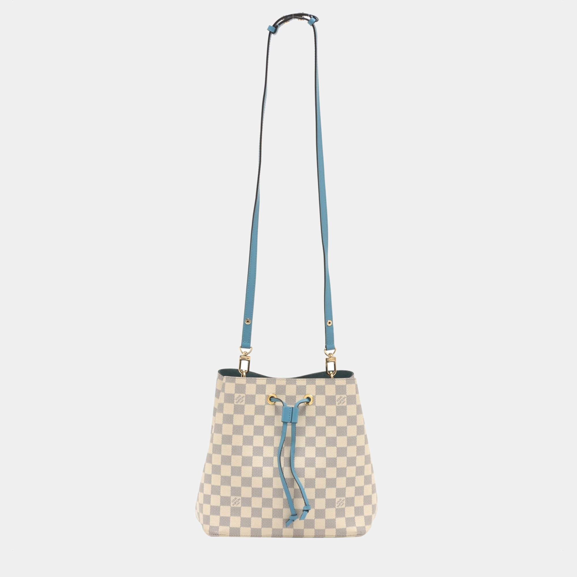 The best bucket bag! Louis Vuitton NeoNoe Bag Crafted from Damier
