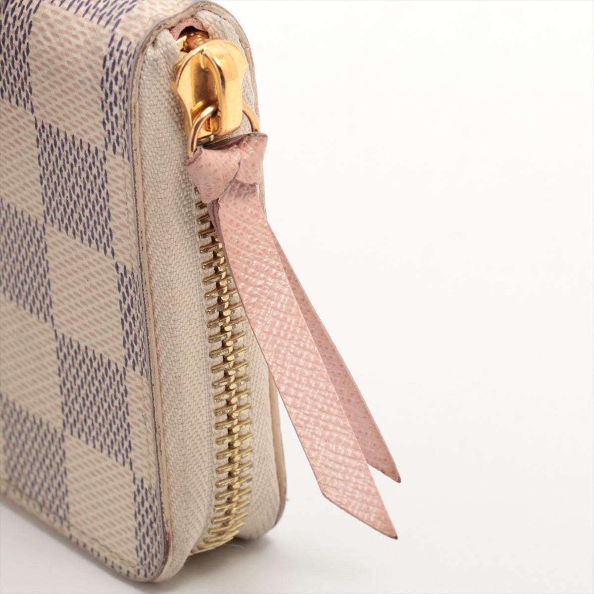 Shop Louis Vuitton DAMIER AZUR Clémence wallet (N61264) by