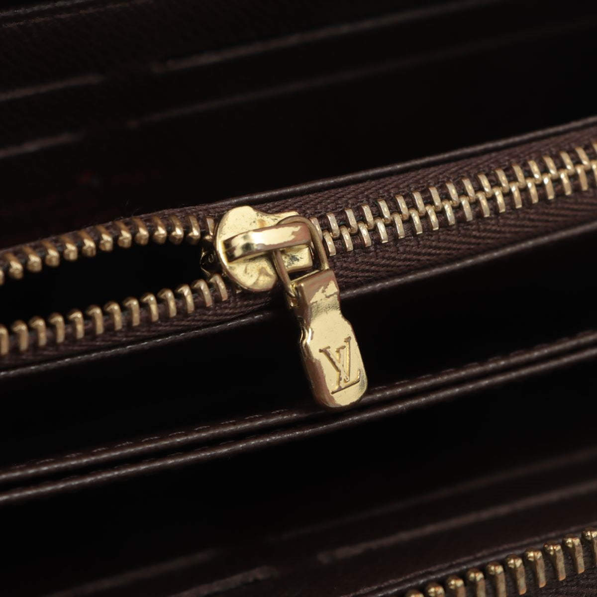 Louis Vuitton Suhali Leather Zippy Compact Wallet - Black Wallets