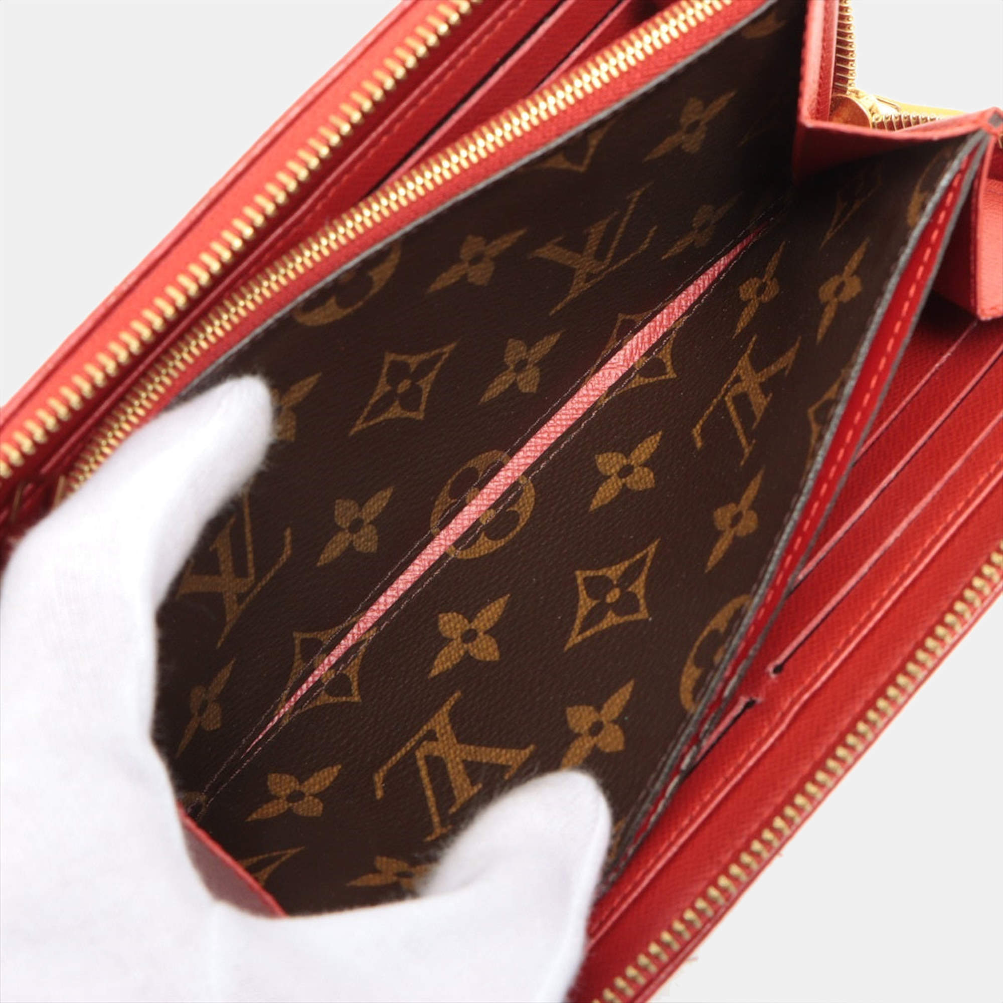 Louis Vuitton LOUIS VUITTON Monogram Retiro Zippy Round Long Wallet M61854