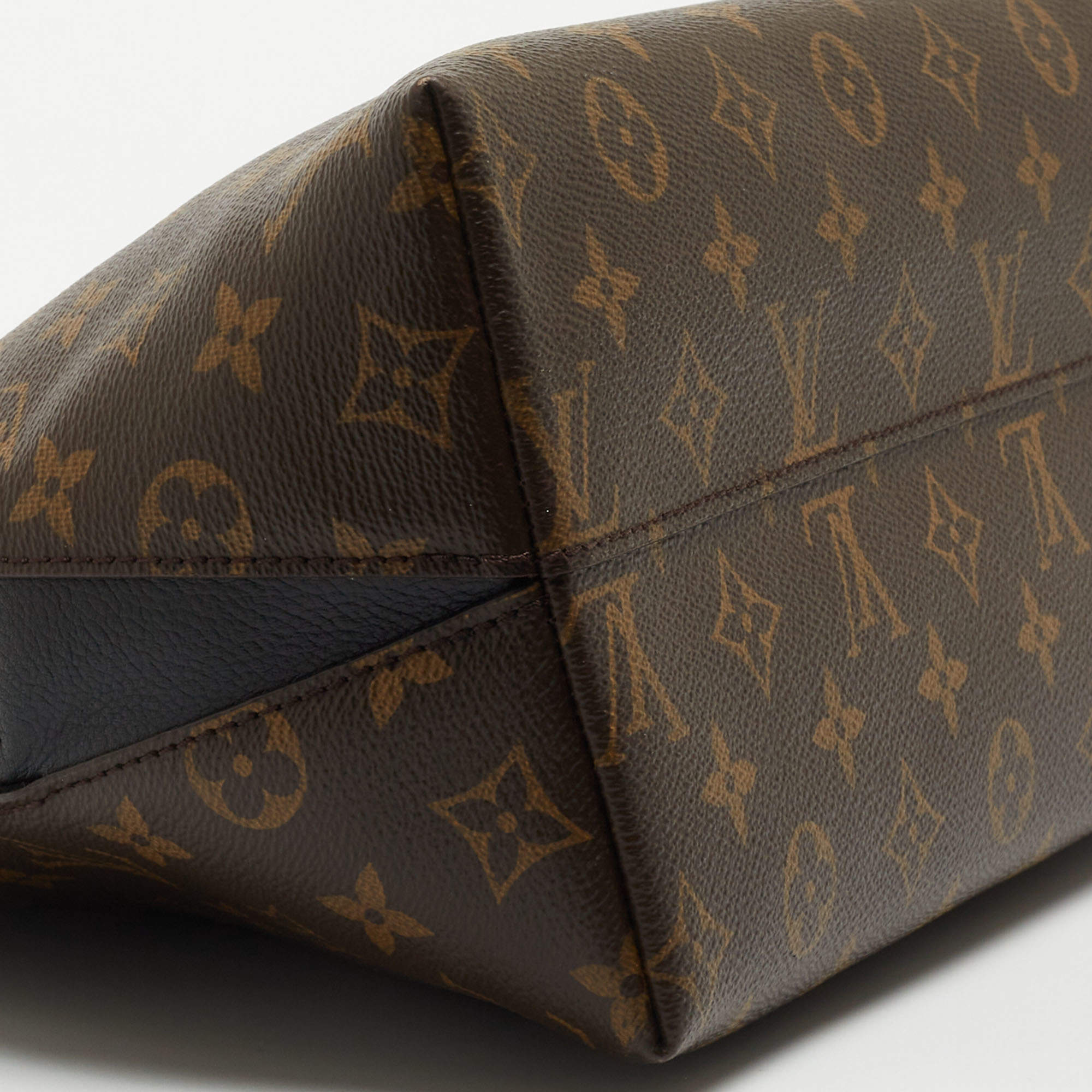 Louis Vuitton Brown Monogram Canvas BNB Alma Shoulder Bag Louis Vuitton