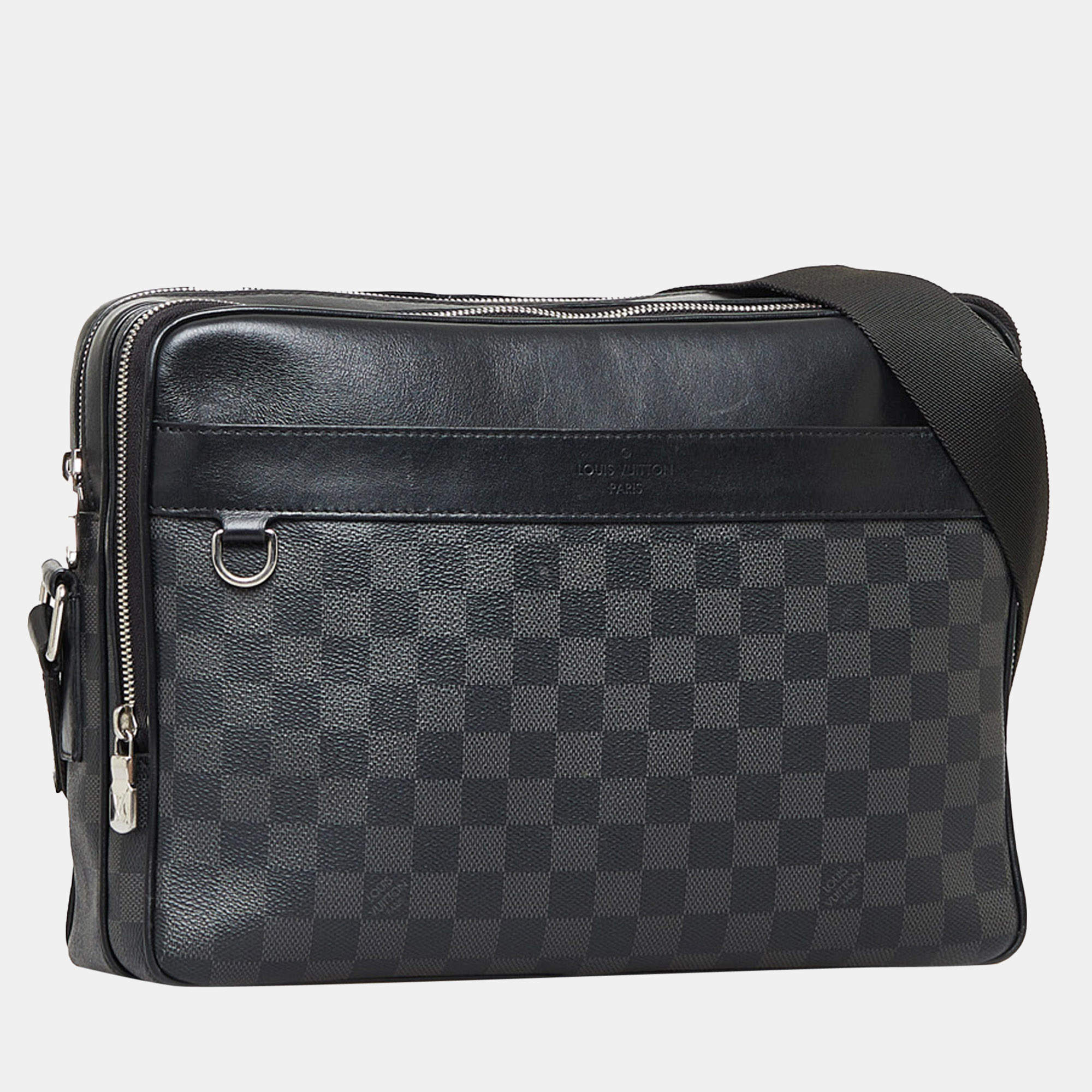 Louis Vuitton 2019 Damier Graphite Trocadero Messenger MM - Messenger Bags,  Bags