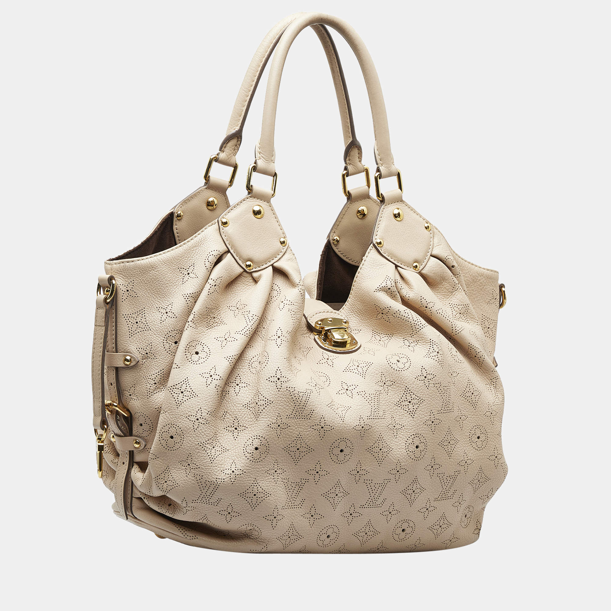 Louis Vuitton White Monogram Mahina Leather XL Bag Louis Vuitton | The  Luxury Closet