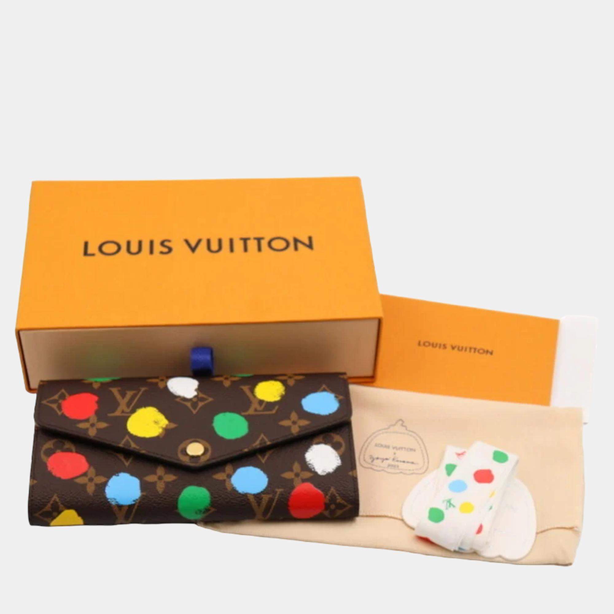 Louis Vuitton Brown Polka Dot Monogram Canvas Yayoi Kusama Sarah Wallet  Louis Vuitton | The Luxury Closet