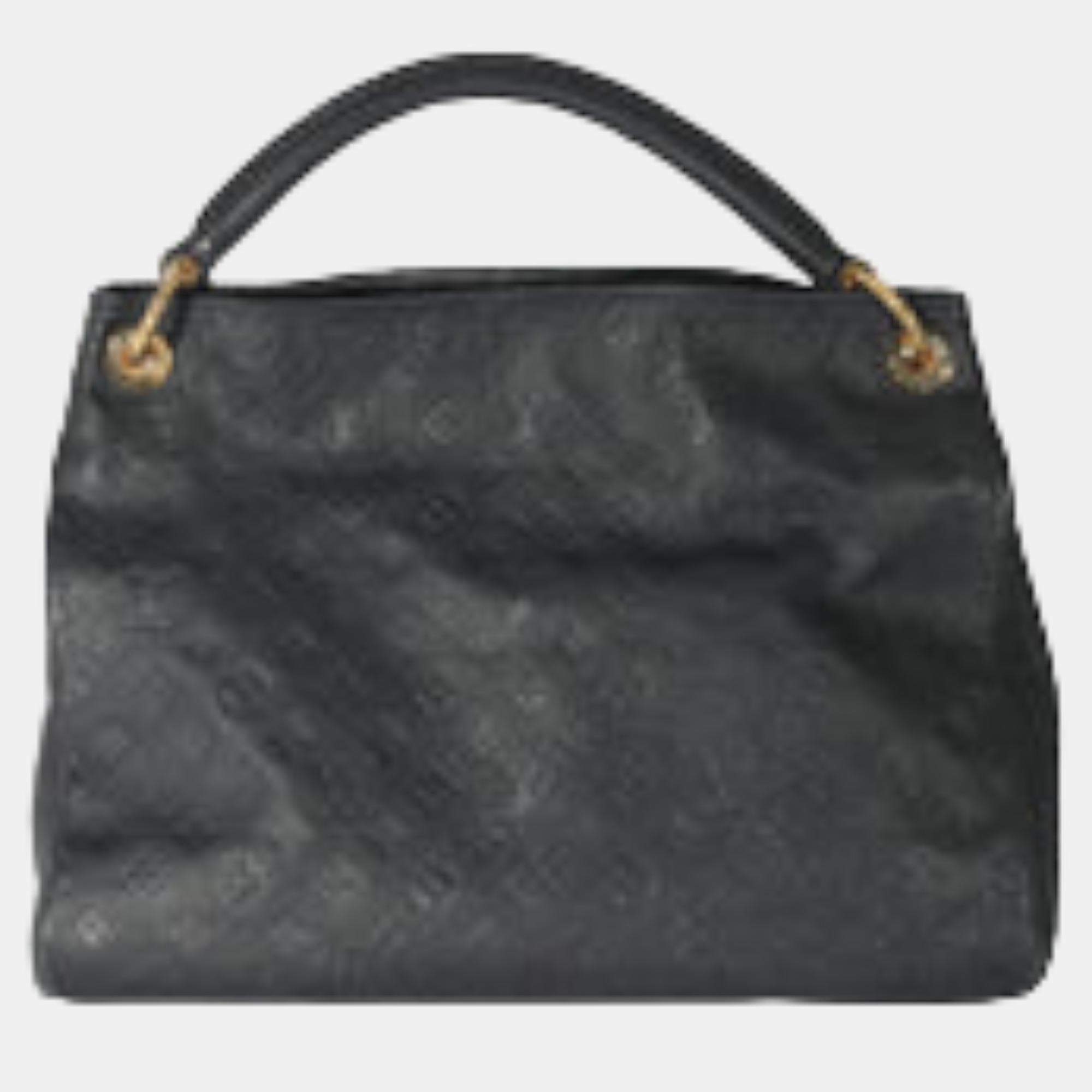 Louis Vuitton Calfskin Shoulder Bag in Black