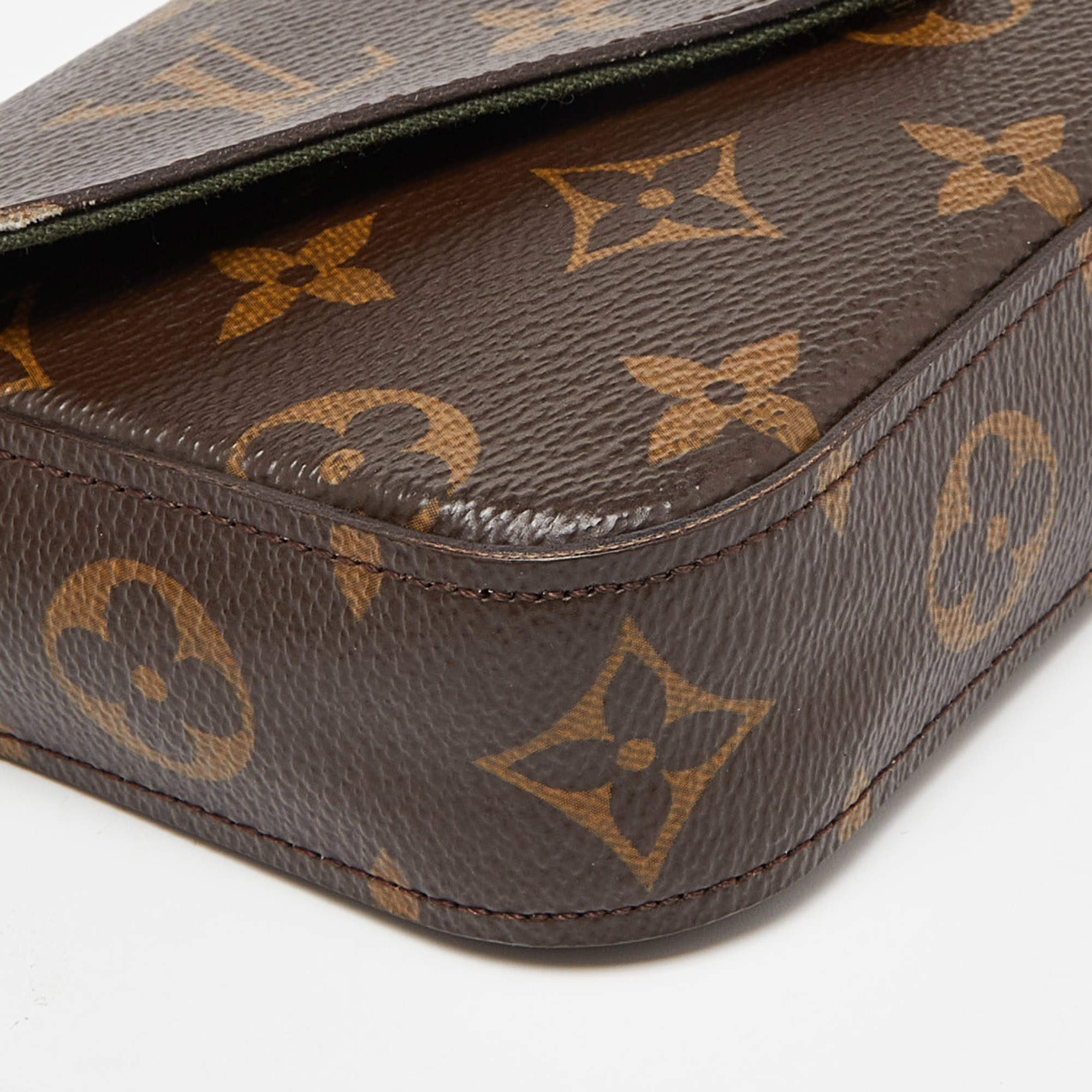 Louis Vuitton Pochette Felicie Strap & Go Brown Cloth ref.960682 - Joli  Closet