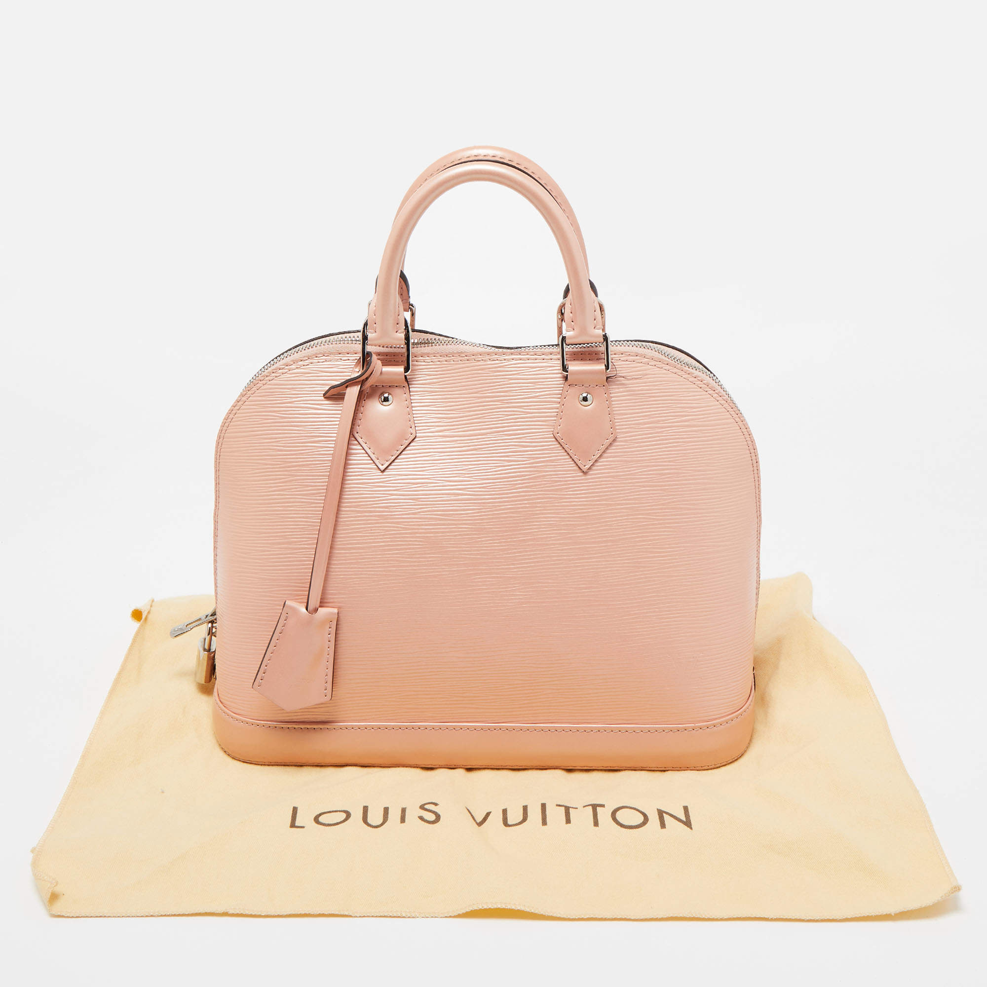 Shop Authentic Louis Vuitton Alma in SG October, 2023