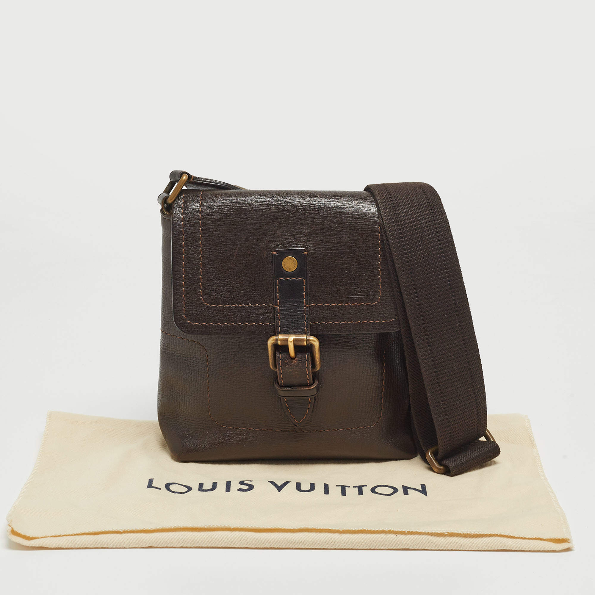 Louis Vuitton Coffee Utah Leather Yuma Small Messenger Bag Louis