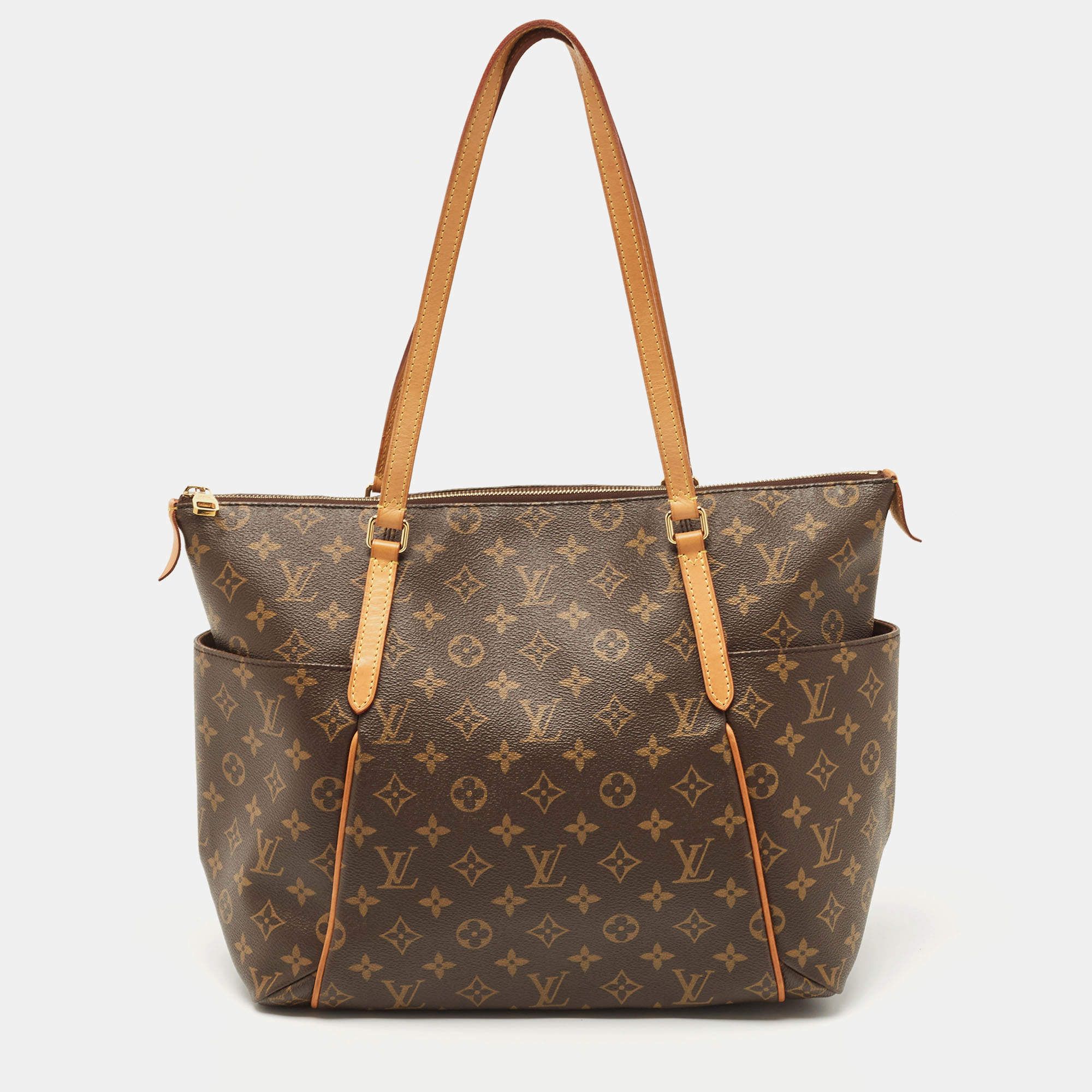 Pre Owned Louis Vuitton Monogram Canvas Totally MM Bag