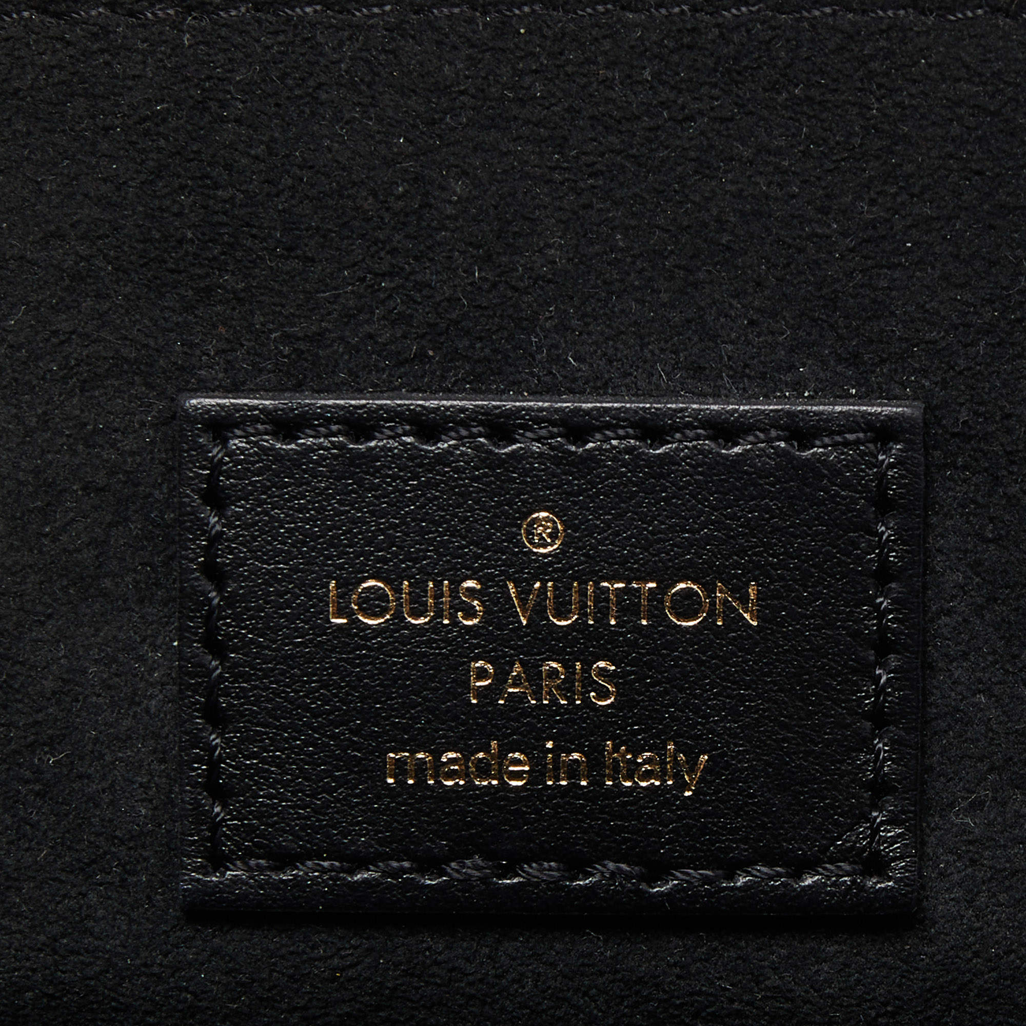 Louis Vuitton Pochette Metis Wild at Heart Monogram Giant Multicolor 2291371