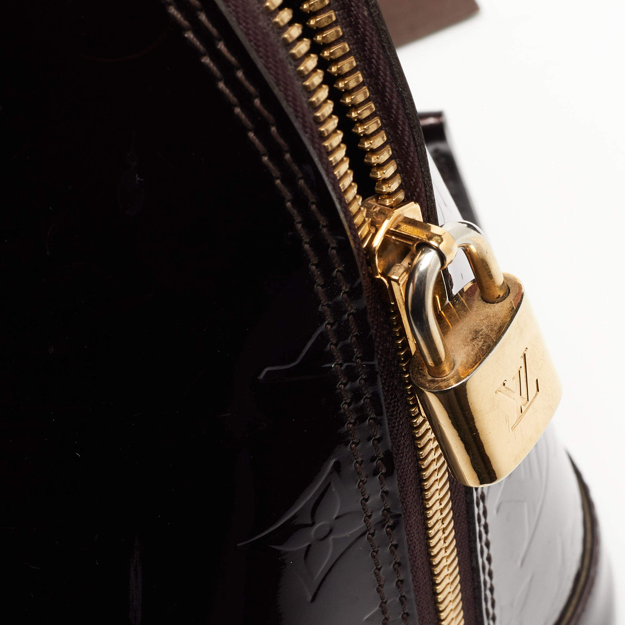 Pre Owned Louis Vuitton Amarante Monogram Vernis  Alma PM Bag