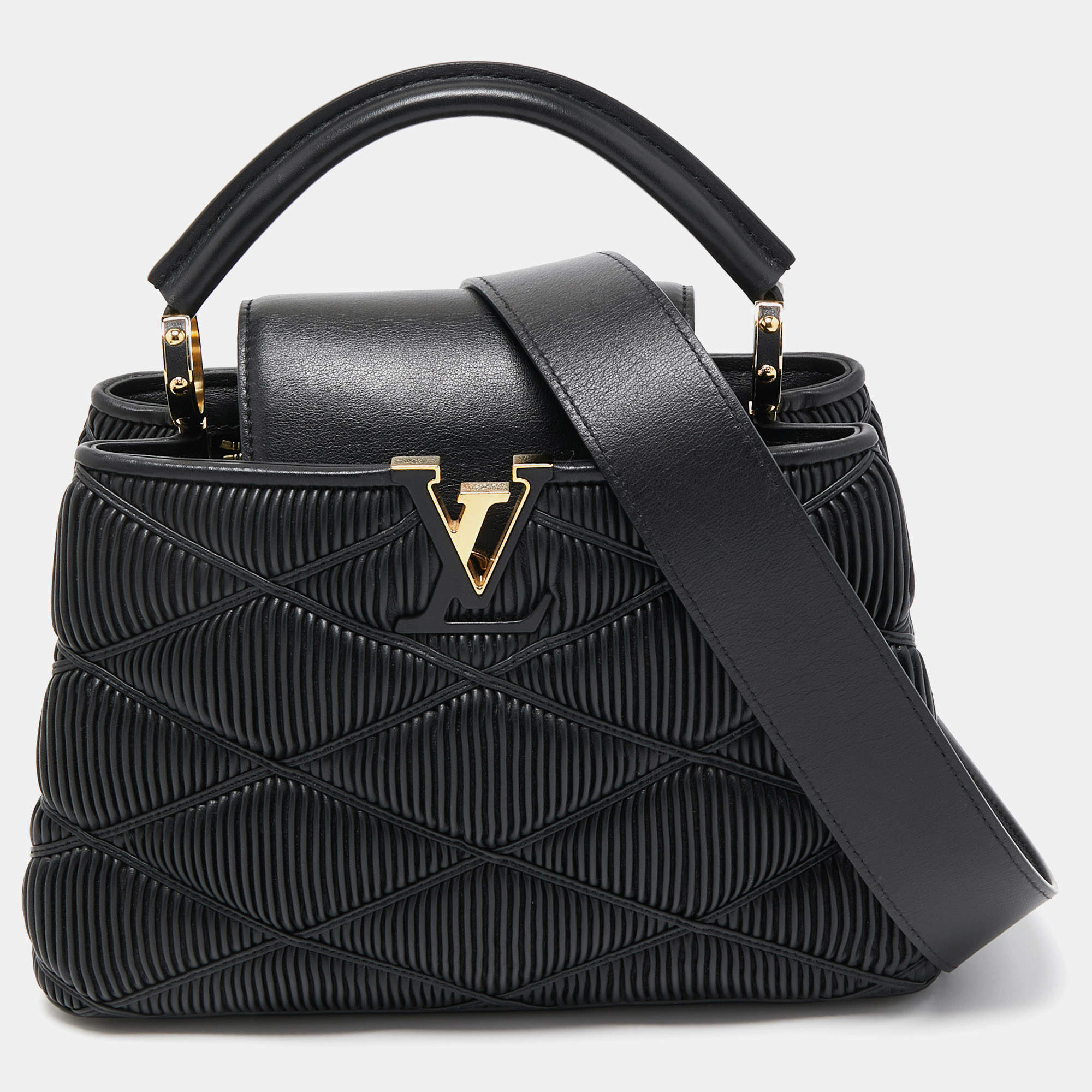 Pre Owned Louis Vuitton Black Quilted Leather Capucines BB Bag