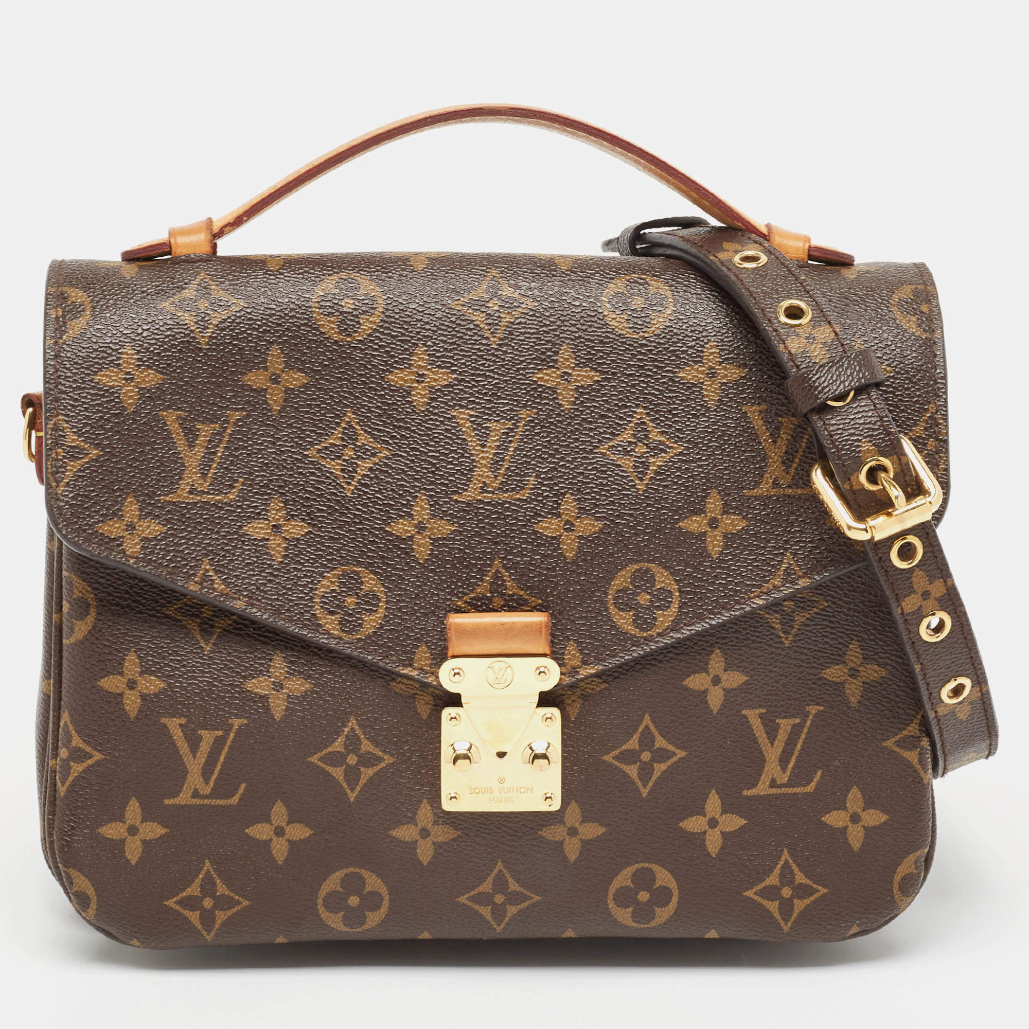 Pre Owned Louis Vuitton Monogram Canvas Pochette Metis Bag