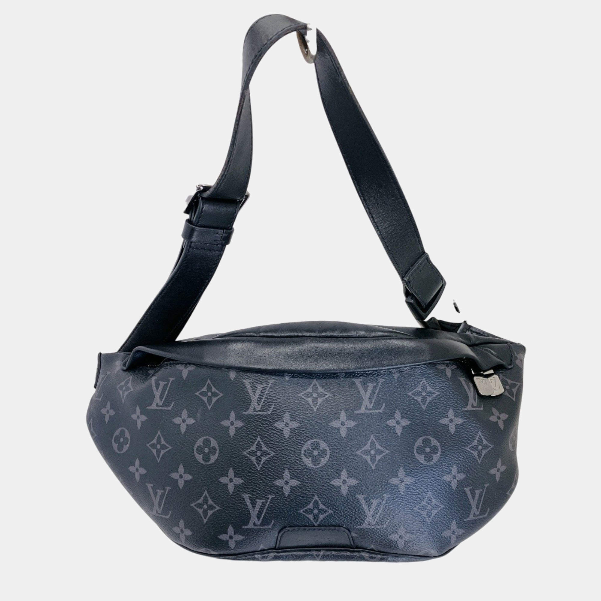 Louis Vuitton Black Monogram Discovery Bumbag