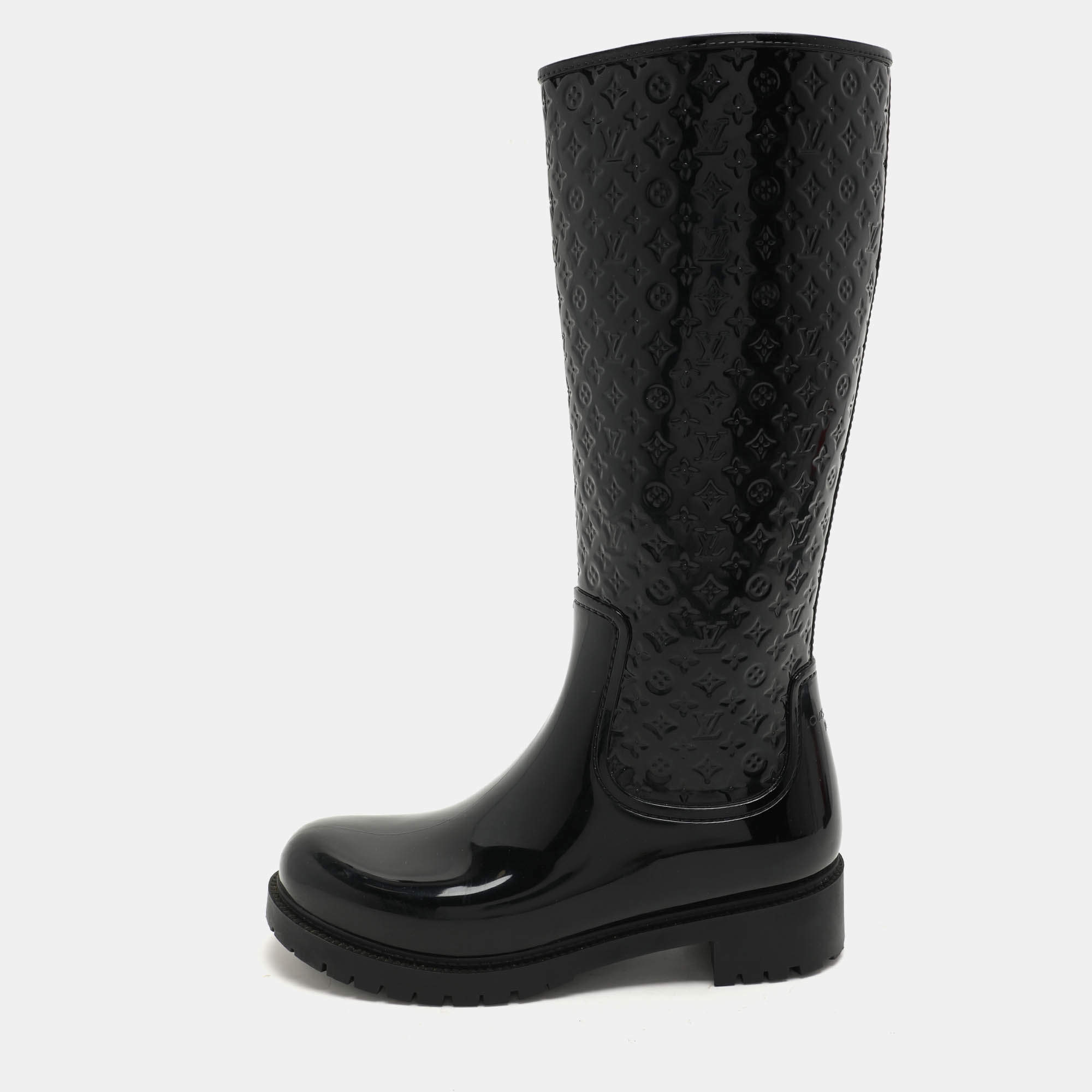 مملوكة مسبقًا Louis Vuitton Black Monogram Rubber Rain Boots Size 39