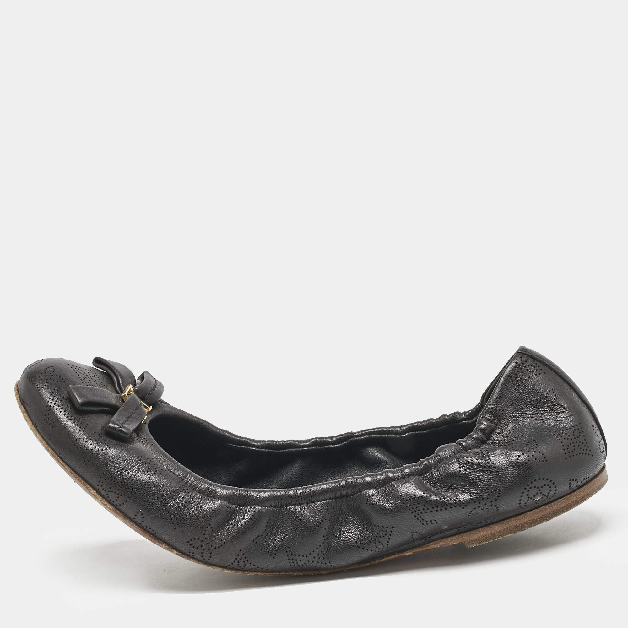 Louis Vuitton Black Monogram Leather Elba Scrunch Ballet Flats Size 39
