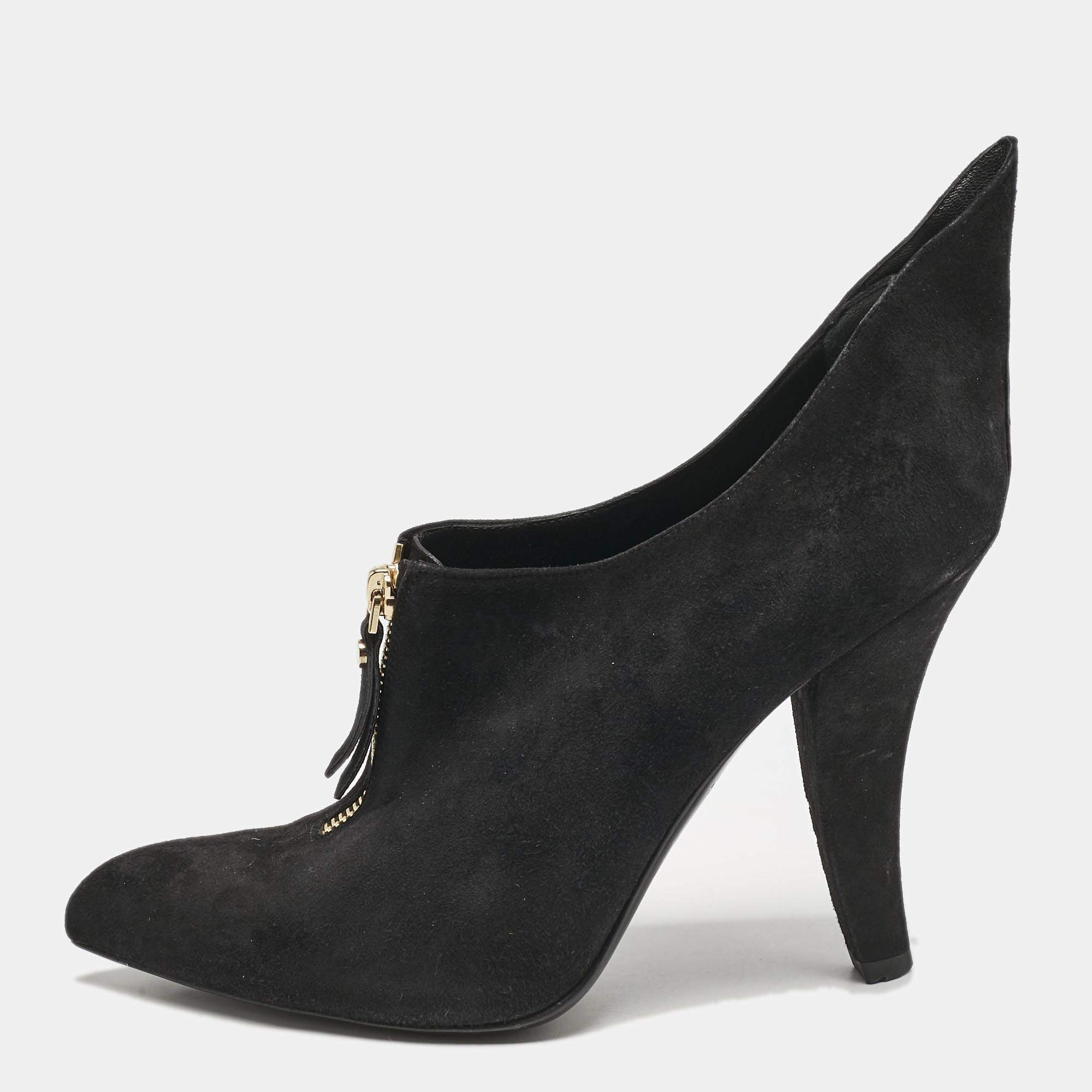 Louis Vuitton Black Suede Pointed Toe Ankle Booties Size 38.5