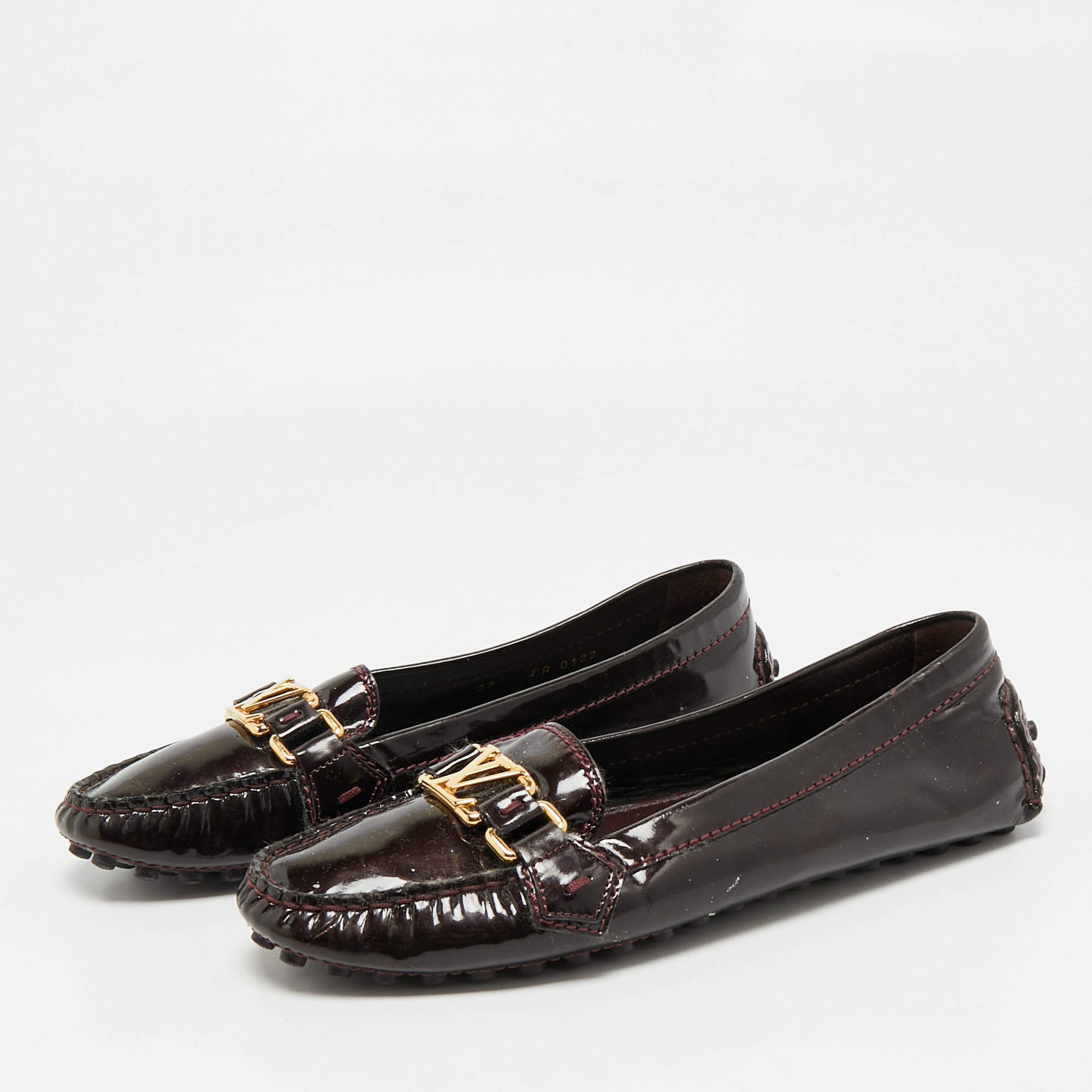 Pre Owned Louis Vuitton Burgundy Patent Leather Oxford Loafers Size 39