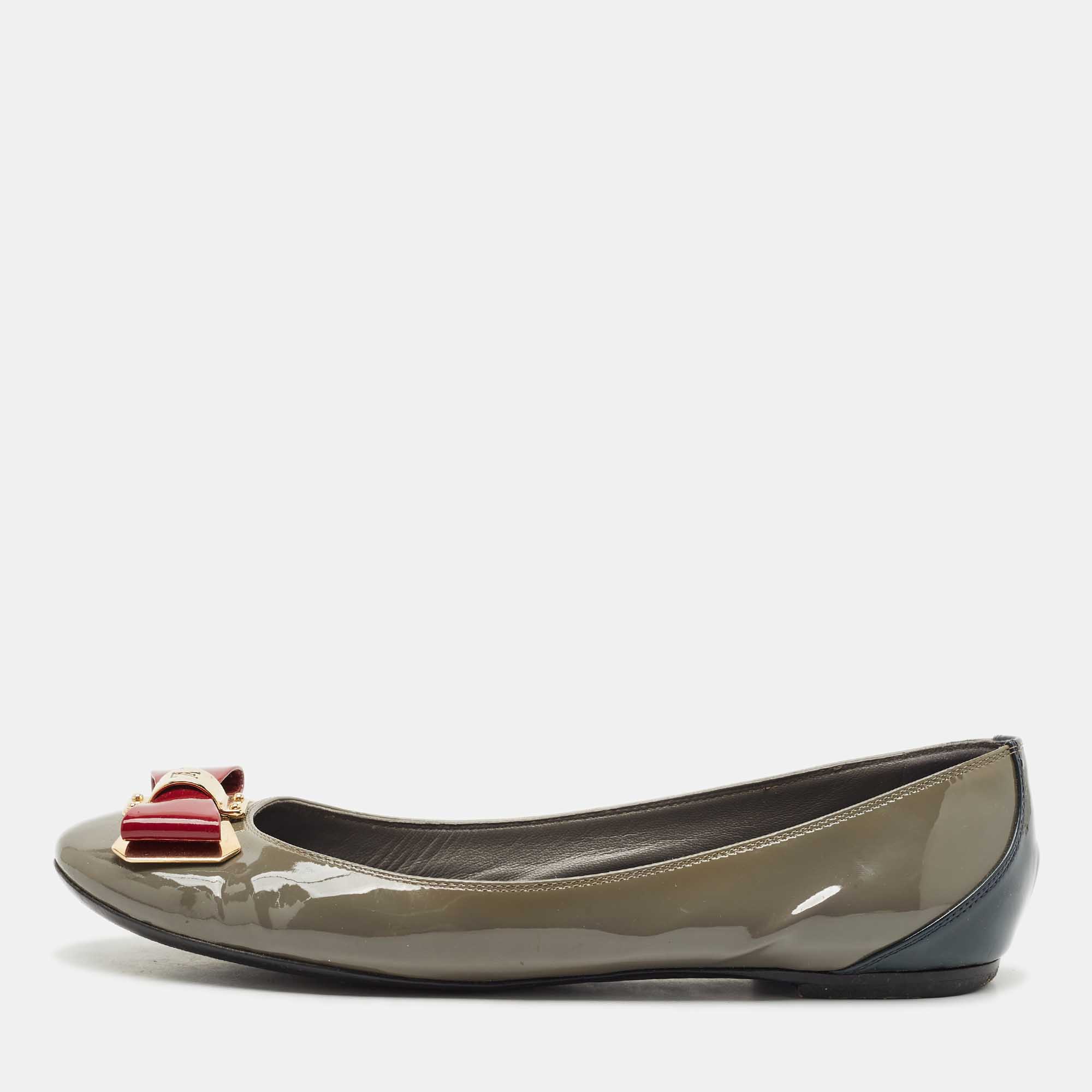Pre Owned Louis Vuitton Grey Patent Leather Lou Bow Detail Ballet Flats Size 38
