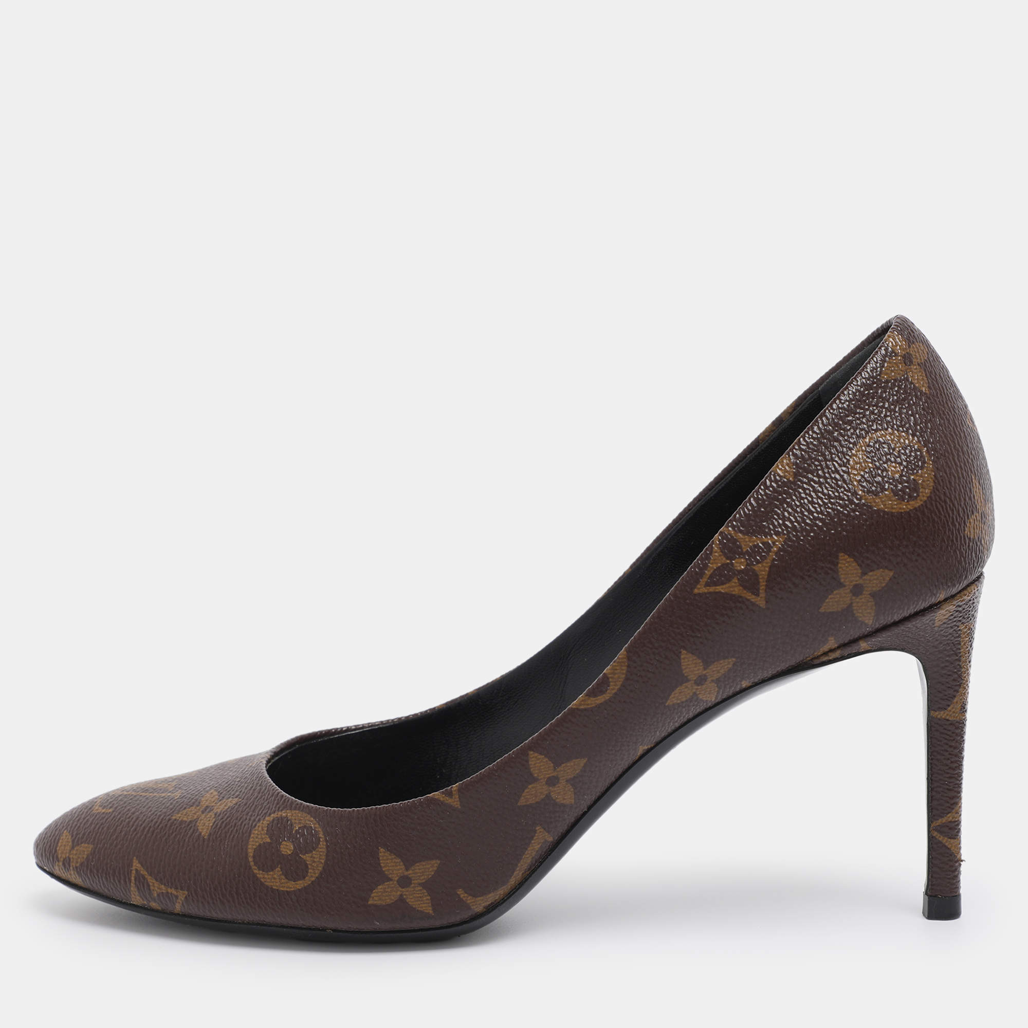 Pre Owned Louis Vuitton Monogram Canvas Round Toe Pumps Size 39
