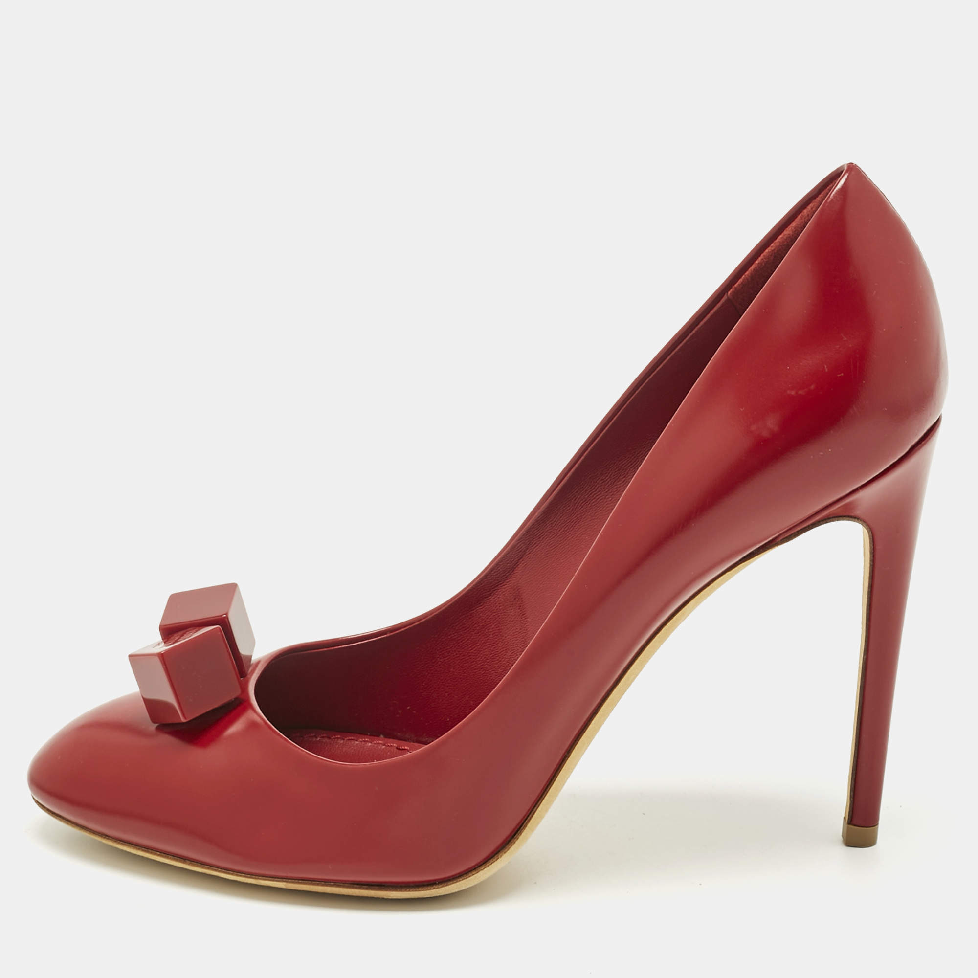 Pre Owned Louis Vuitton Red Leather Dice Pumps Size 40