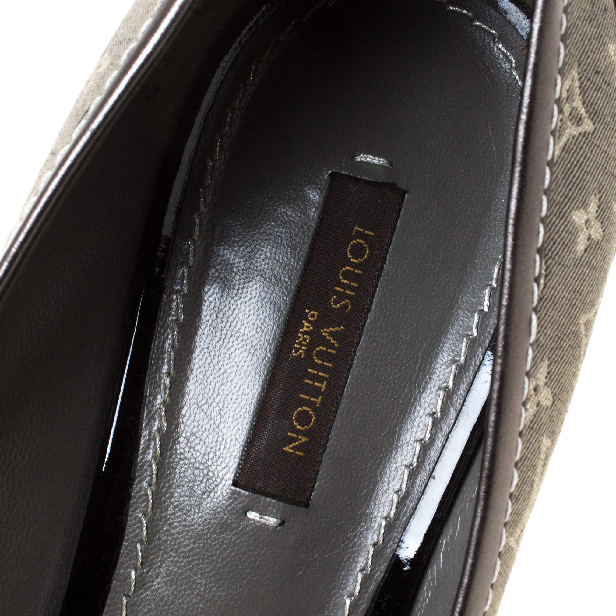 Louis Vuitton Grey Monogram Canvas Mini Leather Cap Toe Pumps Size 41 Louis  Vuitton