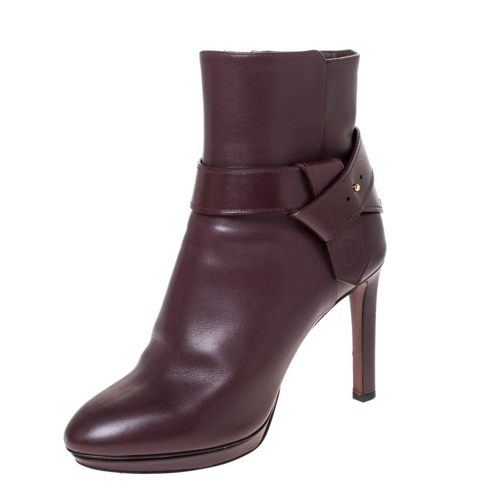 Pre Owned Louis Vuitton Burgundy Leather Belted Ankle Boots Size 41