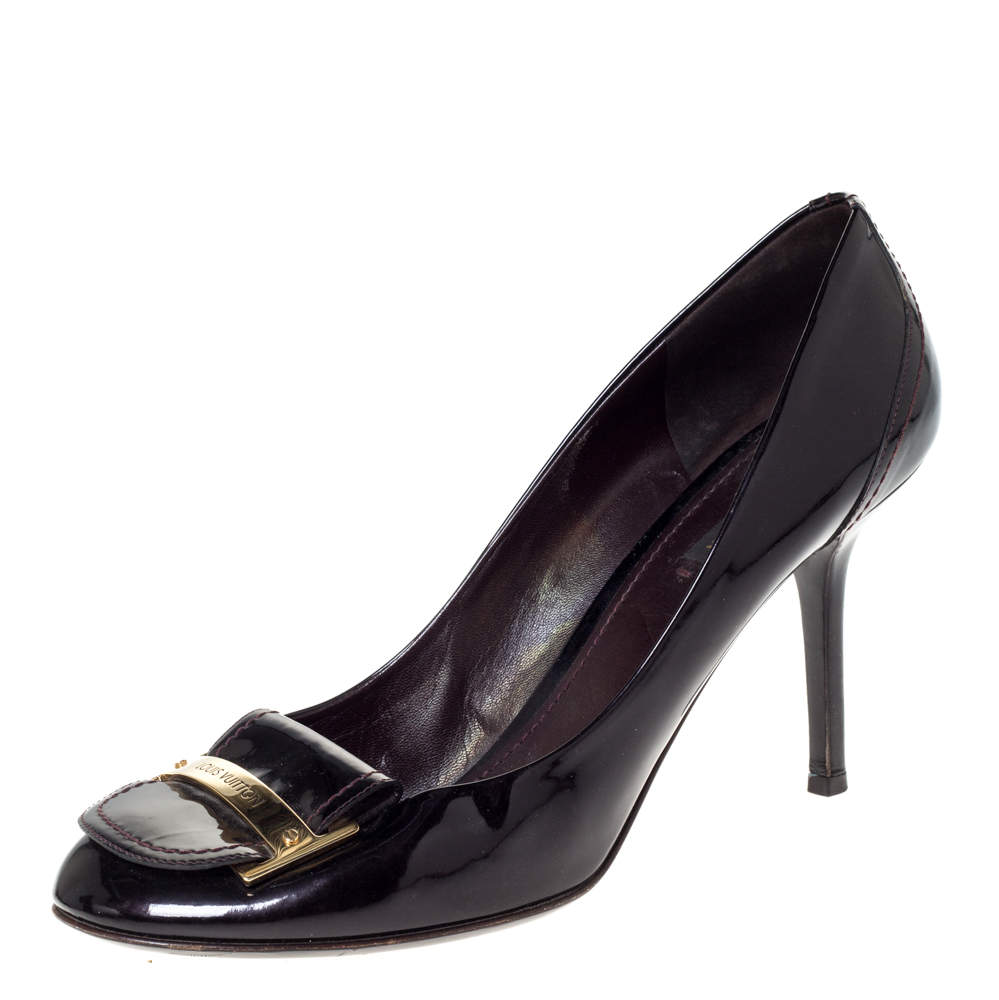 مملوكة مسبقًا حذاء كعب عالي لوي فيتون مقدمة مستديرة مزهرف بسعار الماركة جلد لامع عنابي داكن مقاس 41
