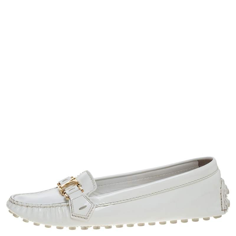 حذاء أوكسفورد لوفرز لوي فيتون جلد لامع أبيض مقاس 40