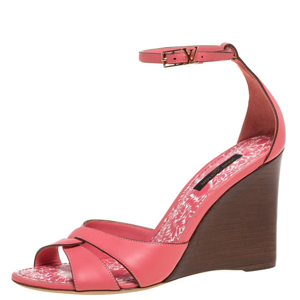 louis vuitton pink sandals