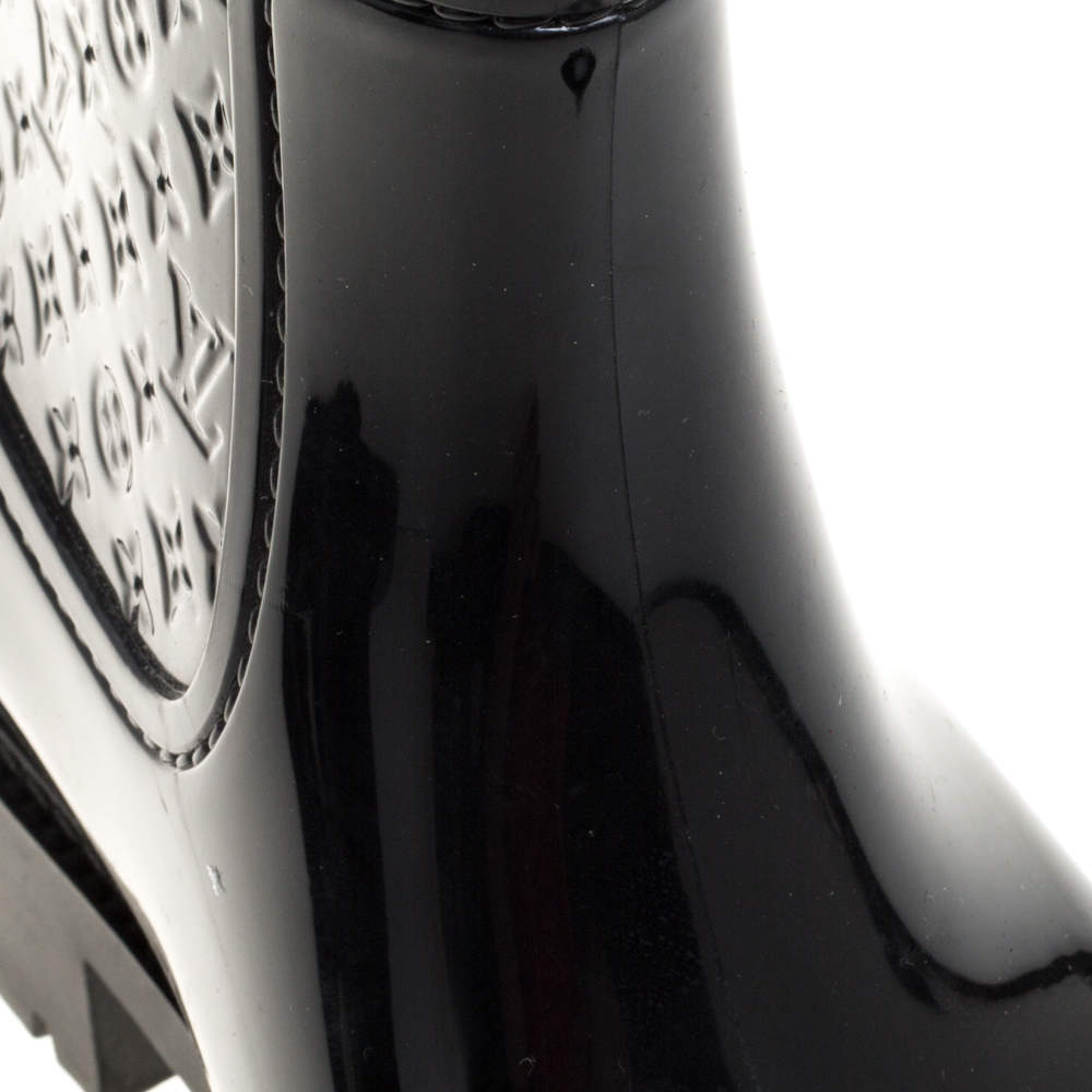 Louis Vuitton Women's Rain Boots Monogram Rubber Black 2303181