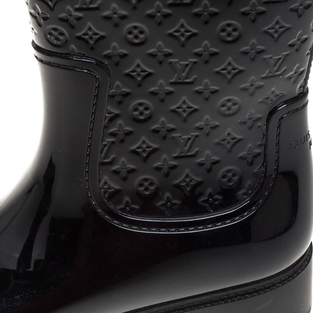 🔴SOLD🔴Botas Louis Vuitton T. 38 negras con monogram en orillas y