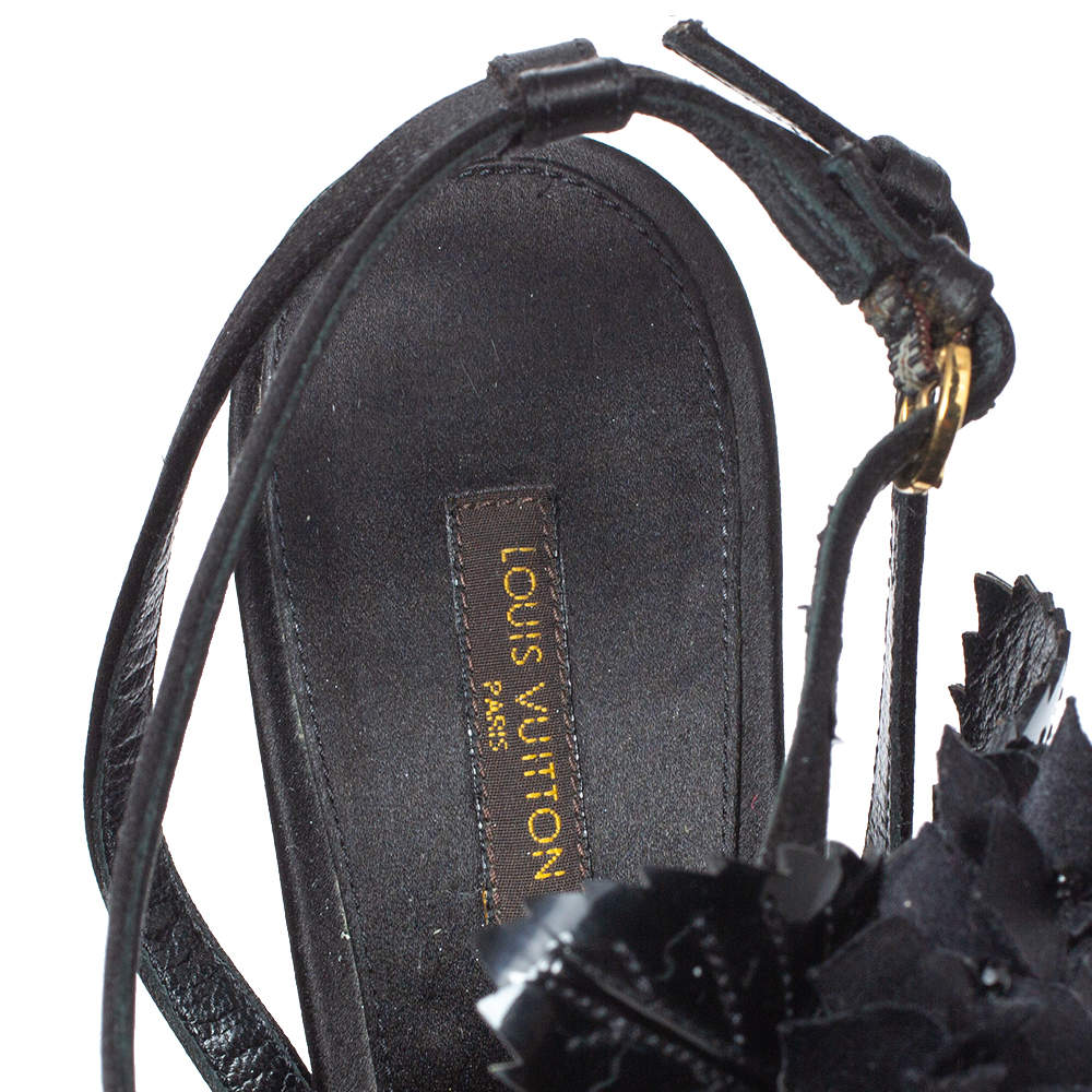 Louis Vuitton Black Satin and Patent Leather Flower Embellished Sandal Size 39.5