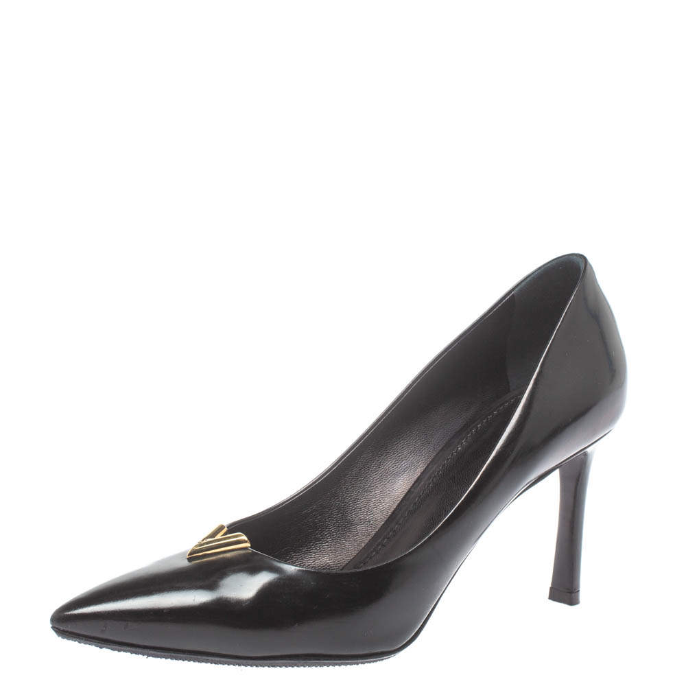 Pre Owned  Louis Vuitton Black Leather Heartbreaker Pointed Toe Pumps Size 37