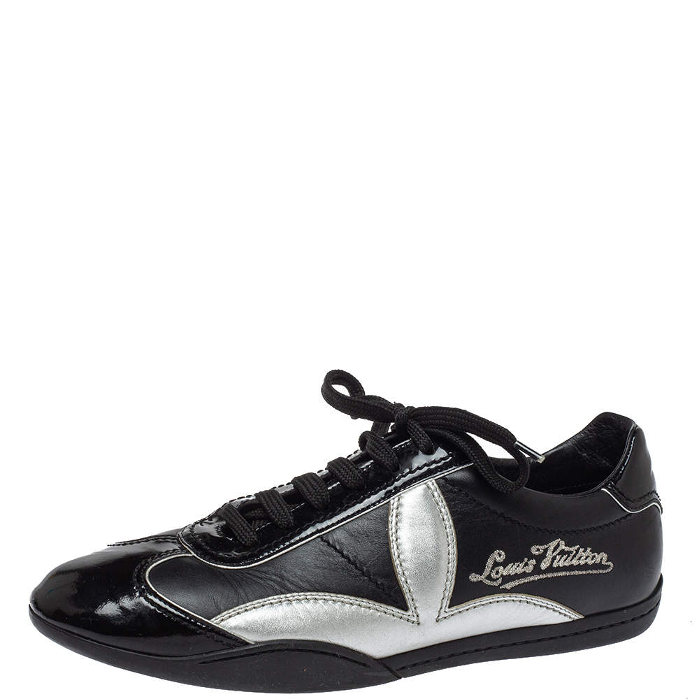 مملوكة مسبقًا Louis Vuitton Black/Silver Patent And Leather Low Top Lace Up Sneakers Size 39.5