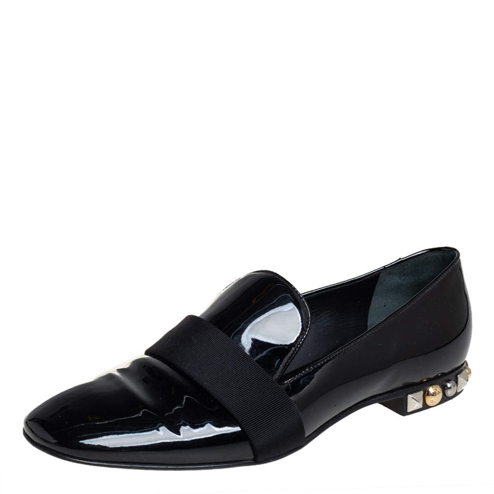 Pre Owned Louis Vuitton Black Patent Leather Smoking Slippers Size 37