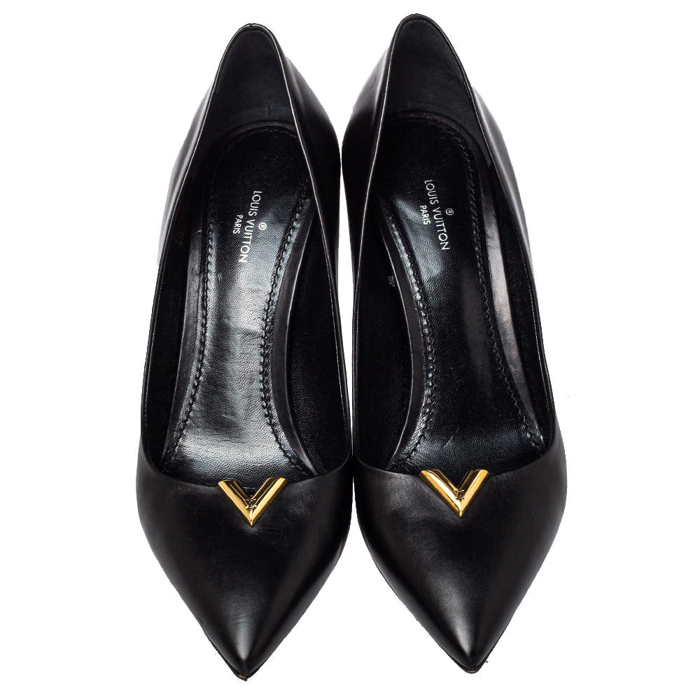 Louis Vuitton Black Leather Heartbreaker Pointed Toe Pumps Size 38.5