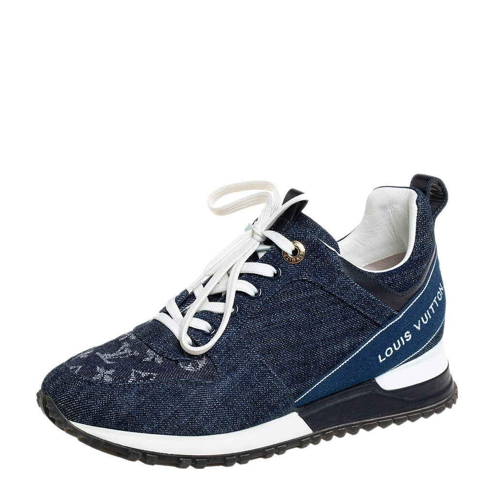 مملوكة مسبقًا Louis Vuitton Blue Monogram Denim Run Away Low Top Sneakers Size 36
